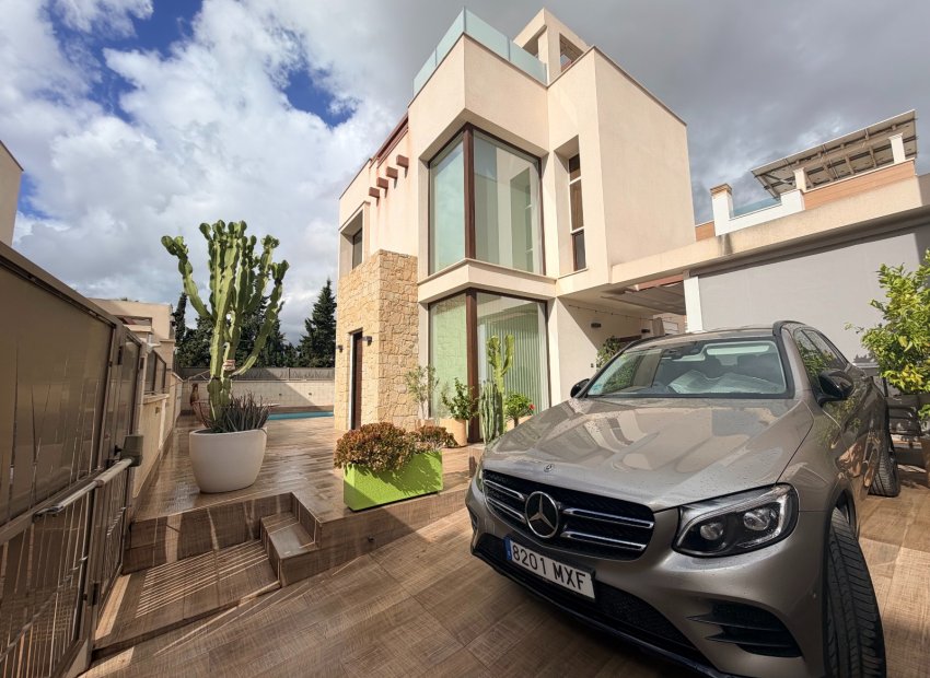 Reventa - Villa - Ciudad Quesada - Doña Pepa