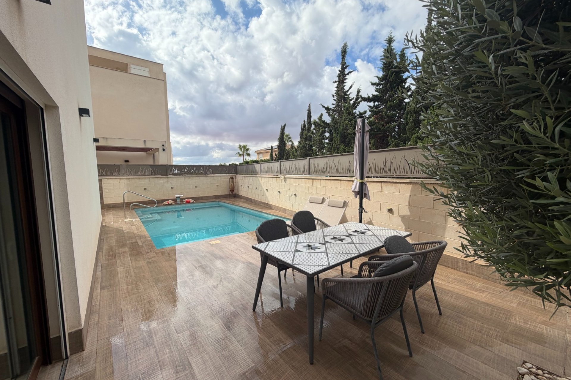 Reventa - Villa - Ciudad Quesada - Doña Pepa