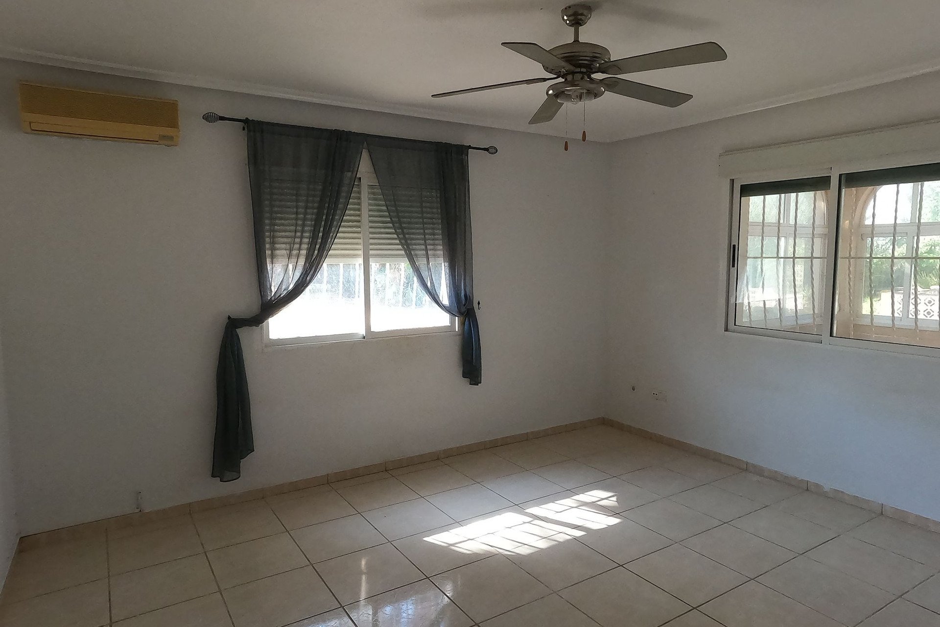 Reventa - Villa - Dolores