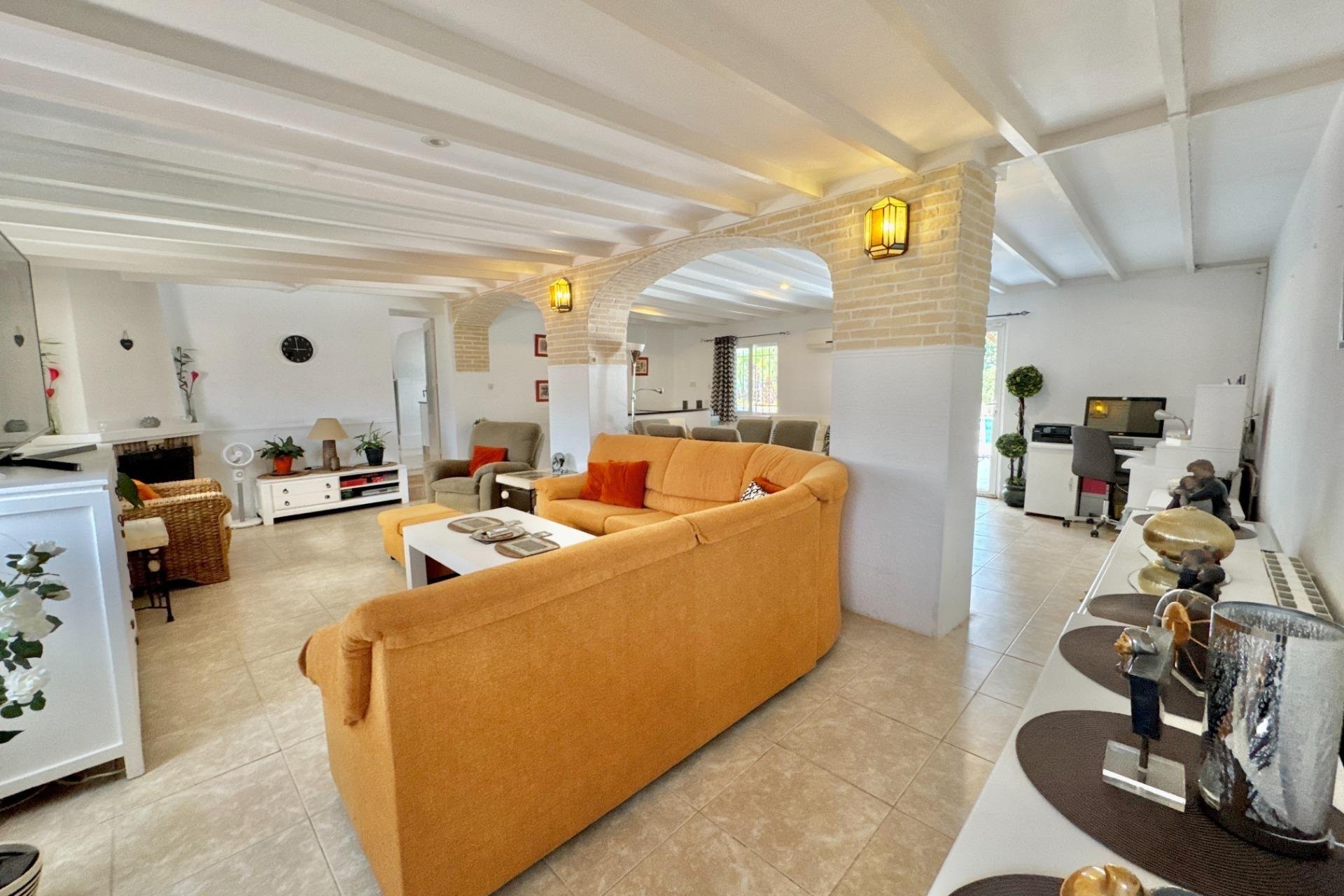 Reventa - Villa - Dolores
