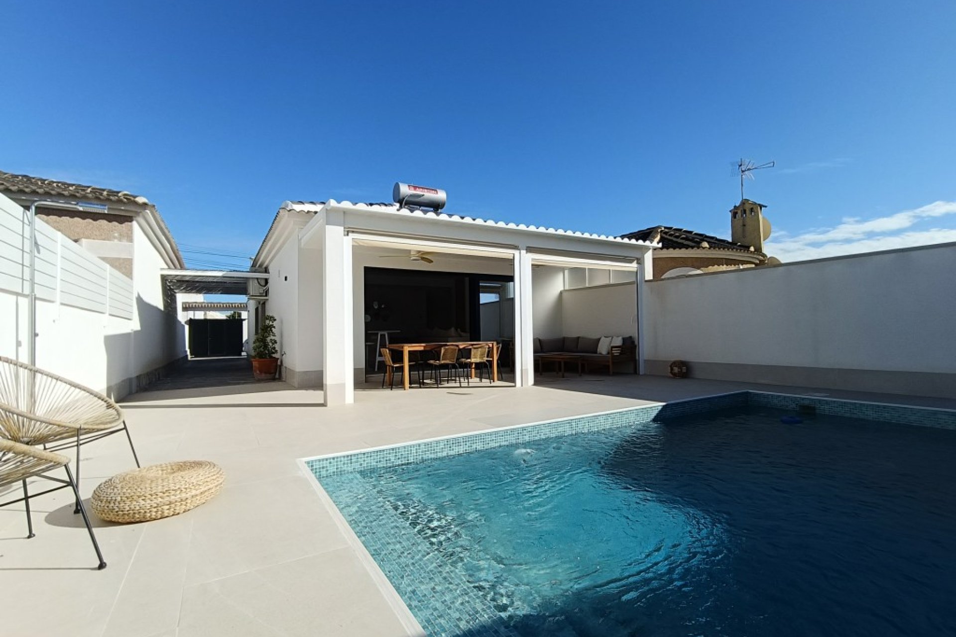 Reventa - Villa - El Chaparral - El chaparral