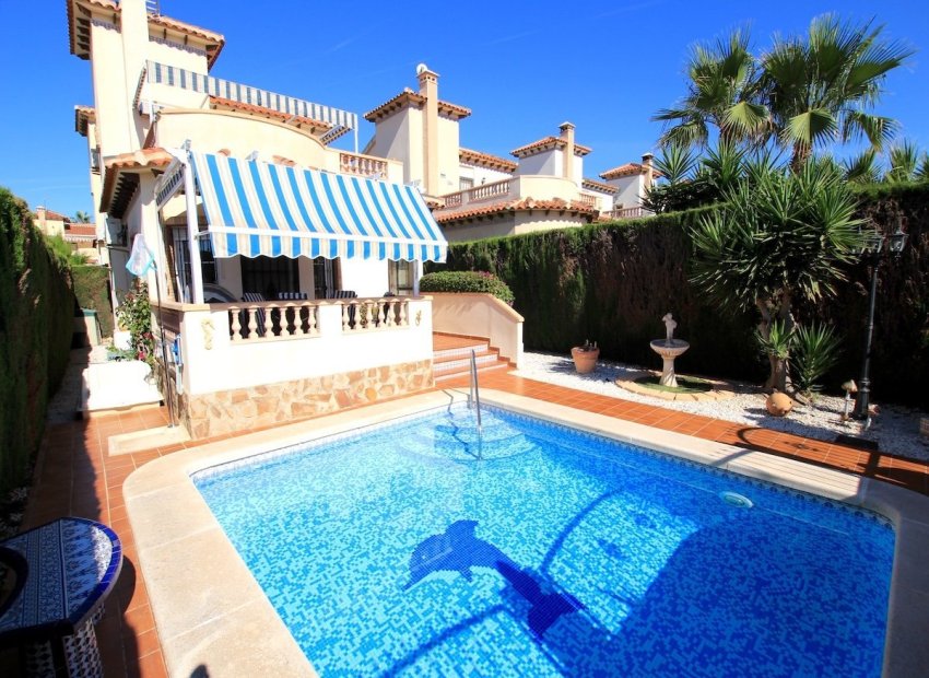 Reventa - Villa - El Raso