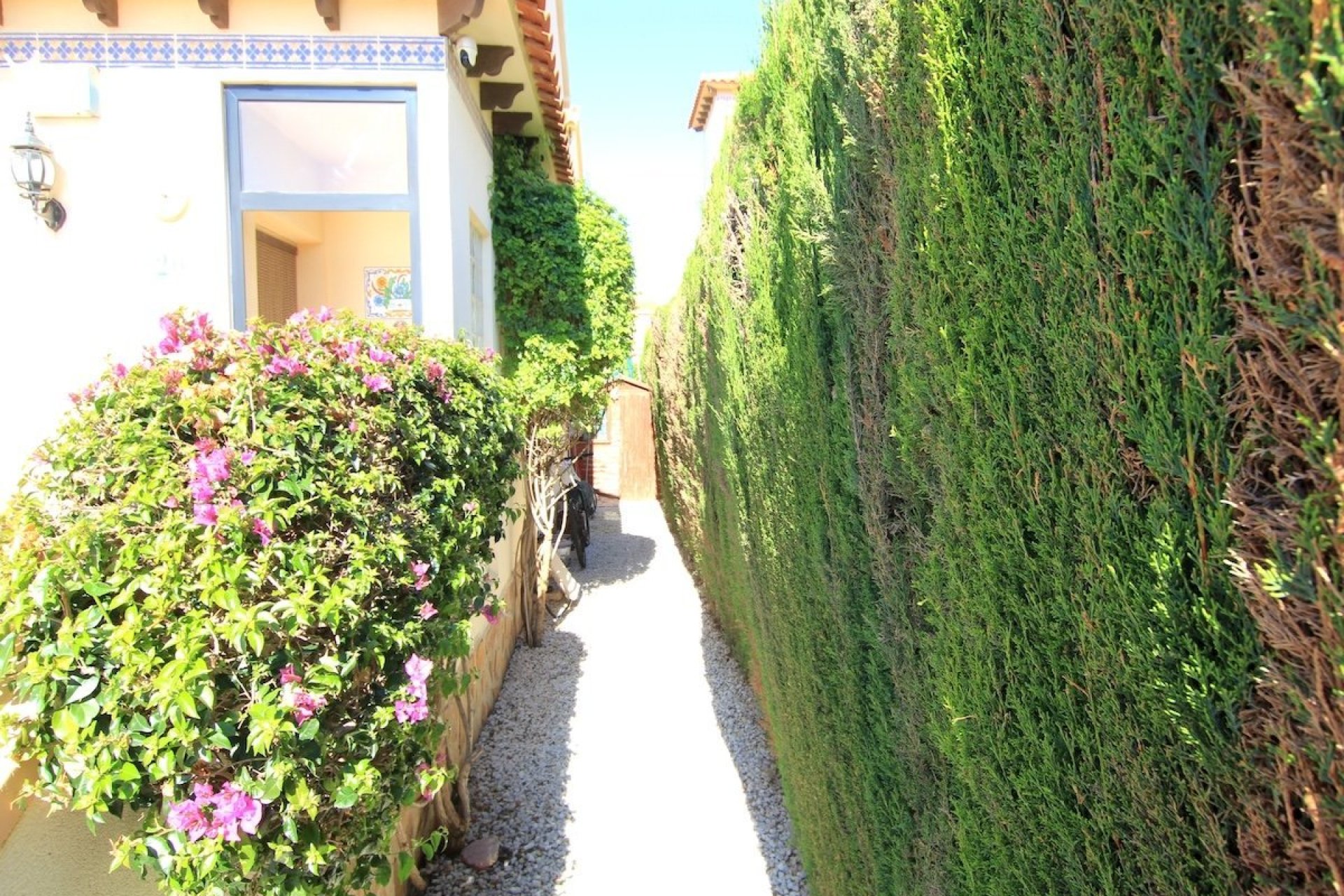 Reventa - Villa - El Raso