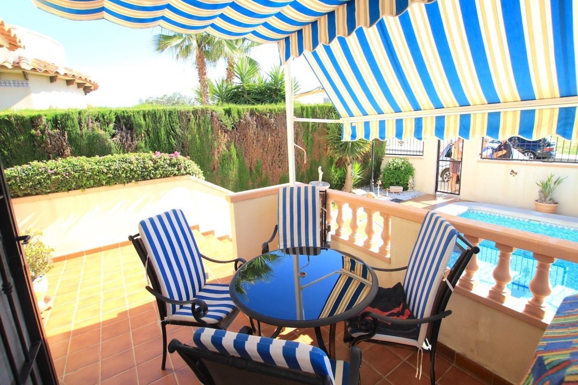 Reventa - Villa - El Raso