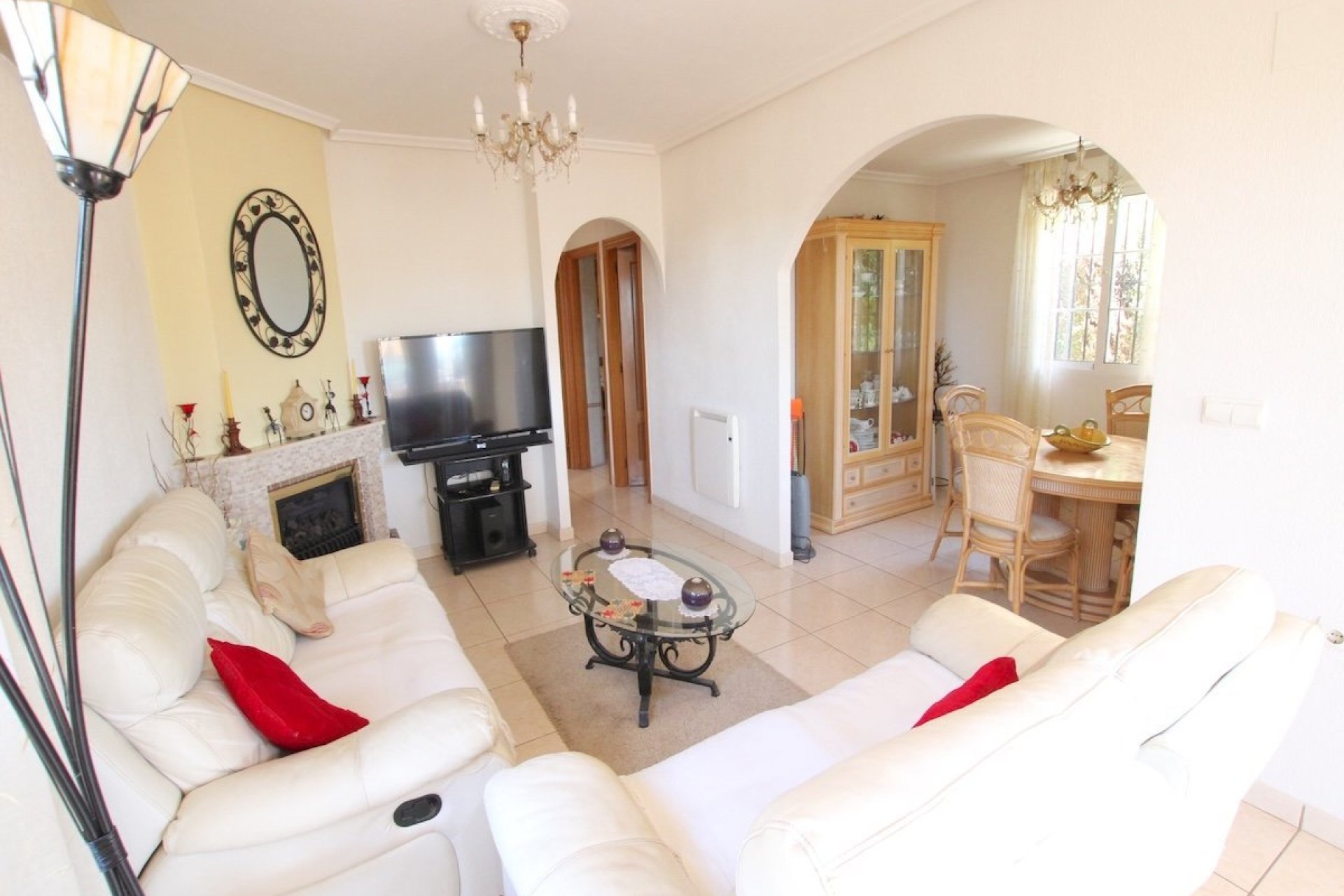 Reventa - Villa - El Raso