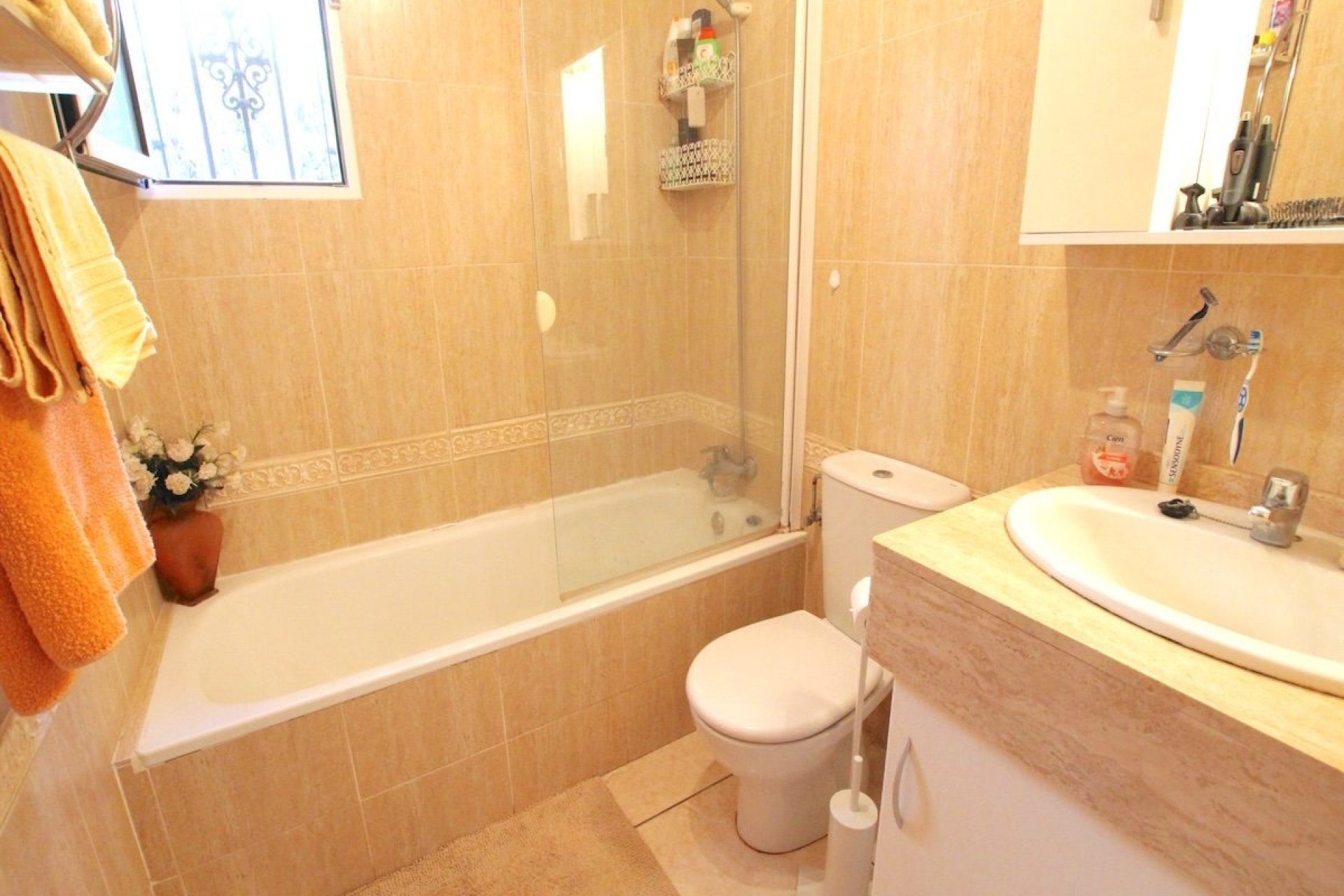 Reventa - Villa - El Raso