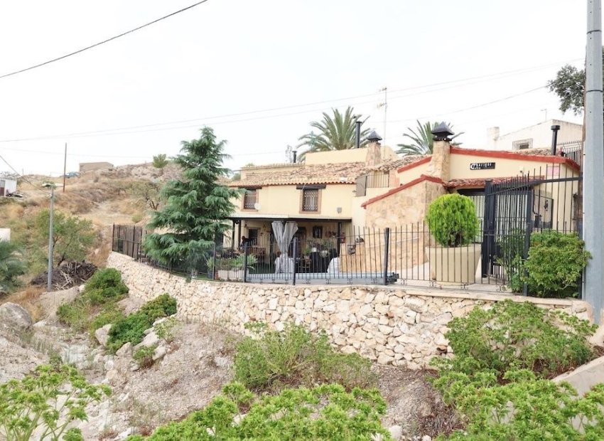 Reventa - Villa - Fortuna