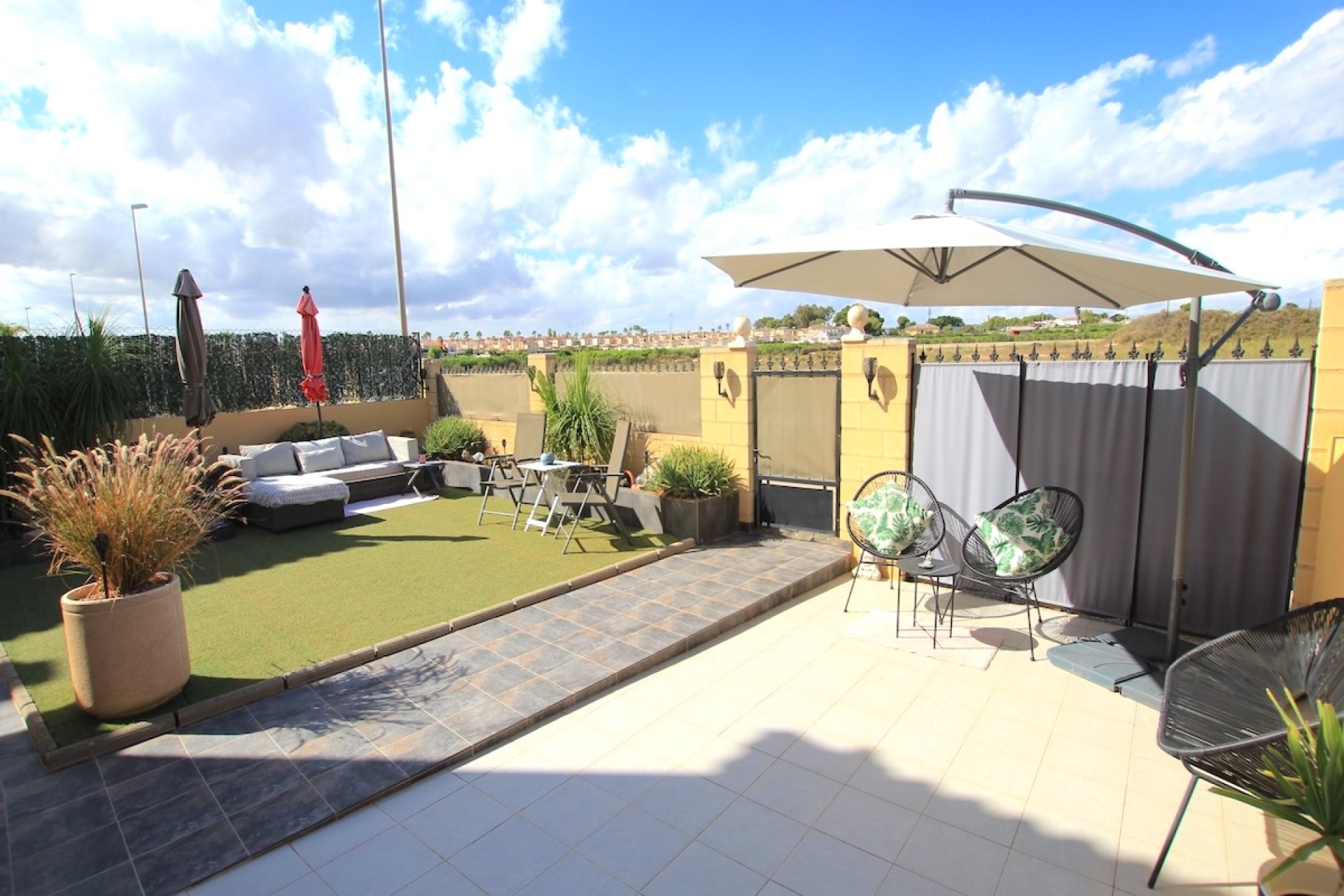 Reventa - Villa - Guardamar - El Raso - El Raso