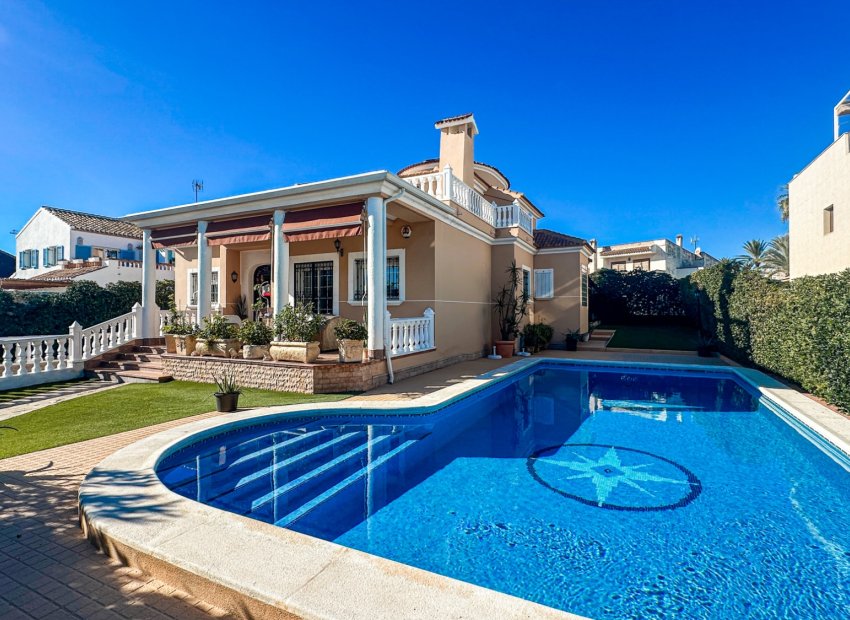 Reventa - Villa - La Mata