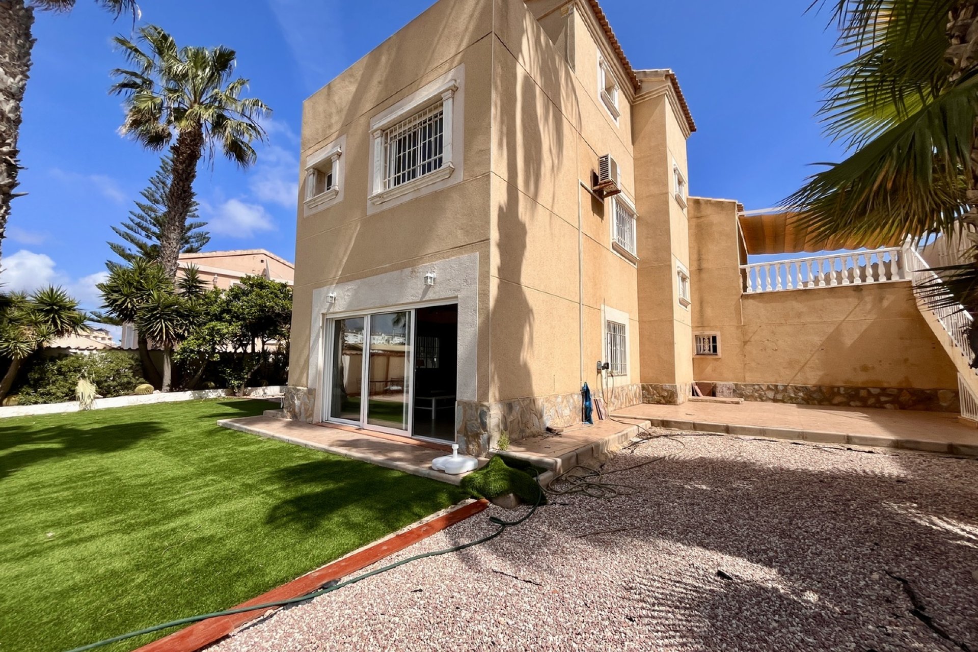 Reventa - Villa - La Zenia