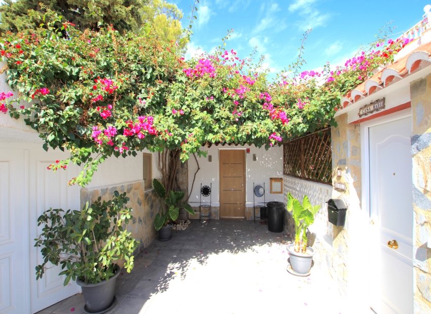 Reventa - Villa - La Zenia