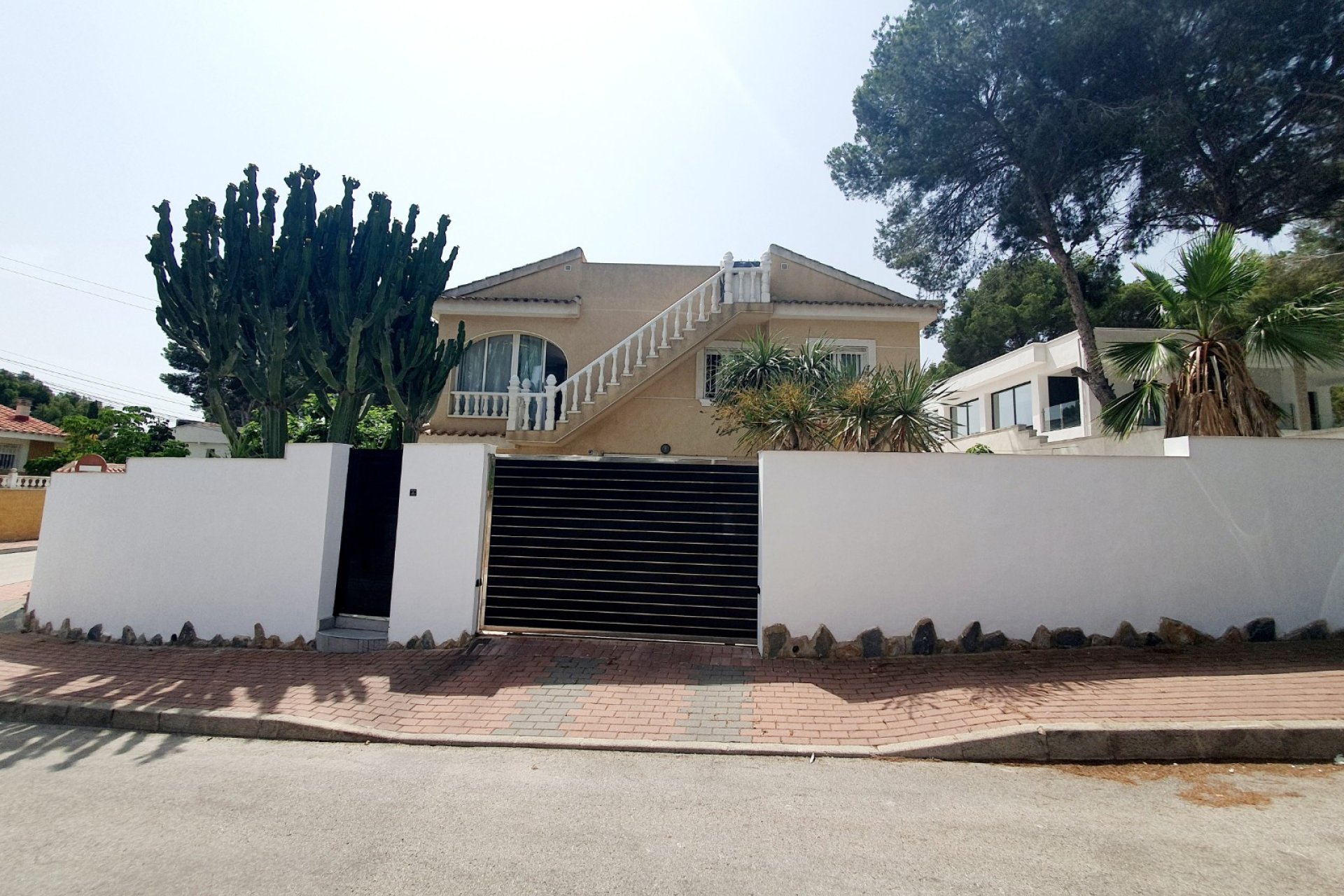 Reventa - Villa - Los Balcones - Torrevieja