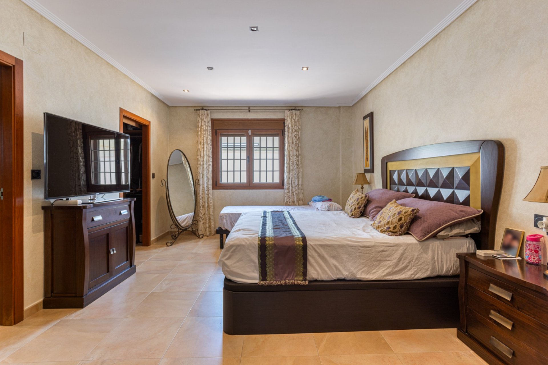 Reventa - Villa - Los Montesinos - La Herrada