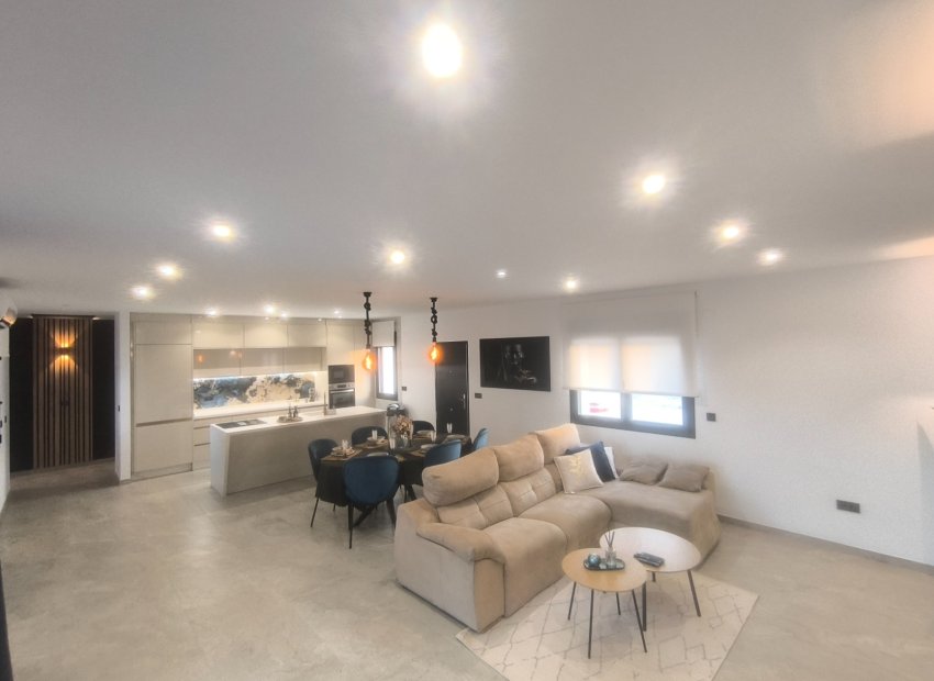 Reventa - Villa - Los Montesinos - La Herrada