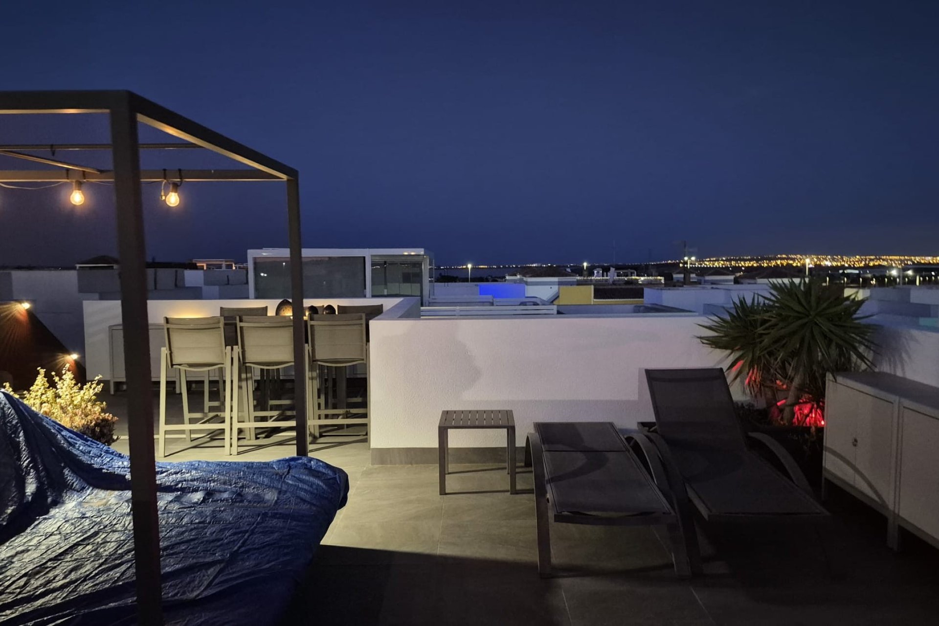 Reventa - Villa - Los Montesinos - La Herrada