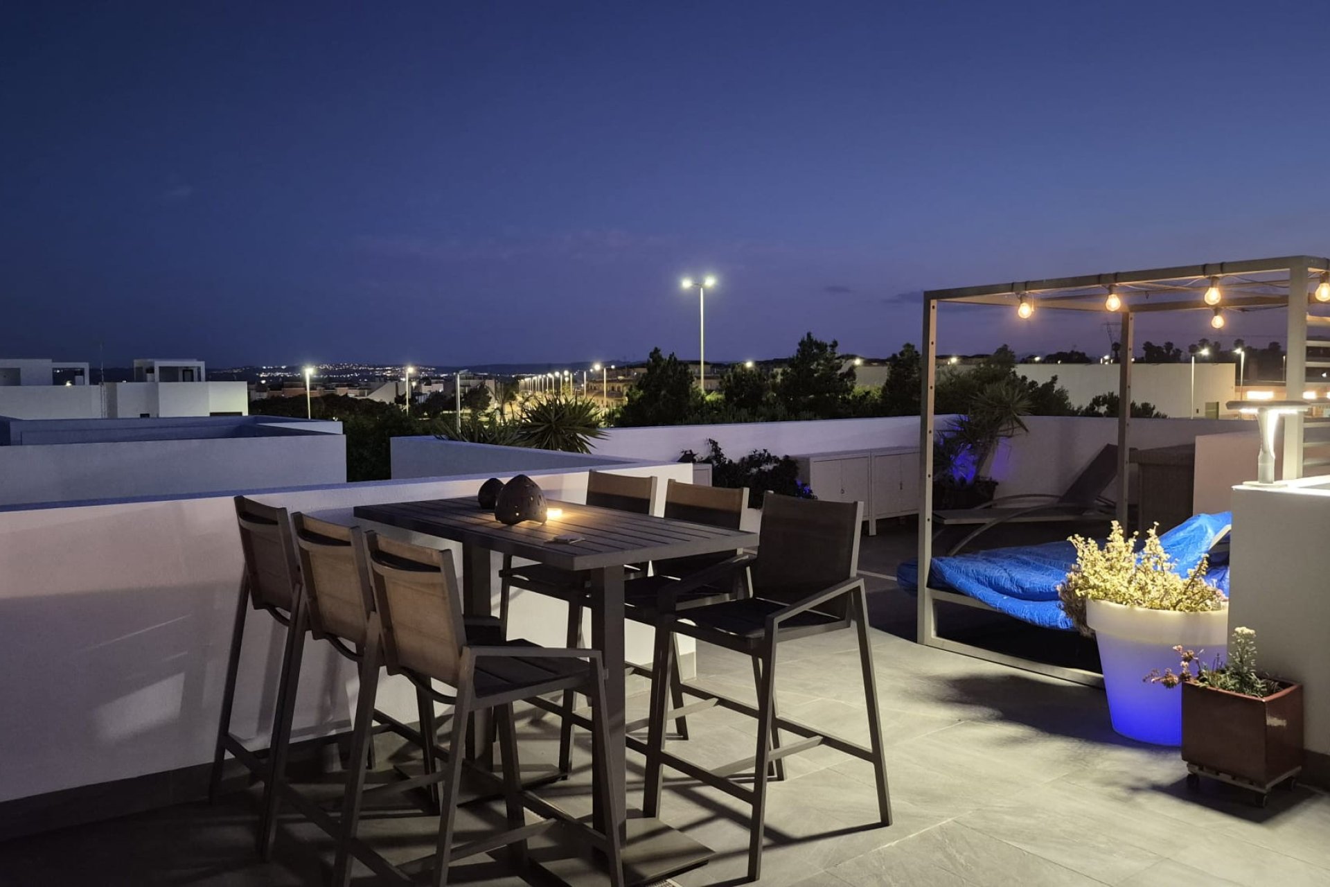 Reventa - Villa - Los Montesinos - La Herrada