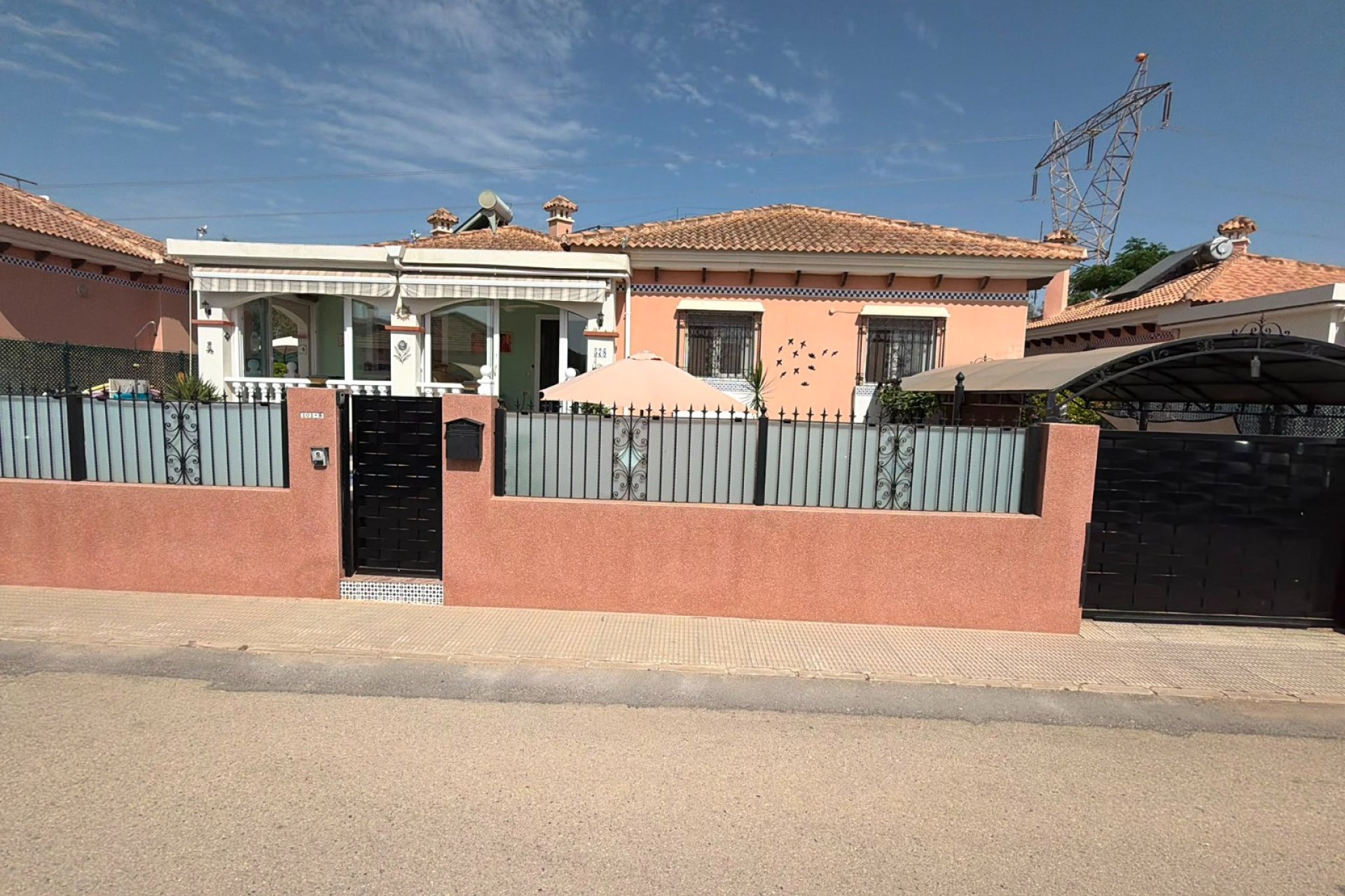 Reventa - Villa - Los Montesinos - La Herrada
