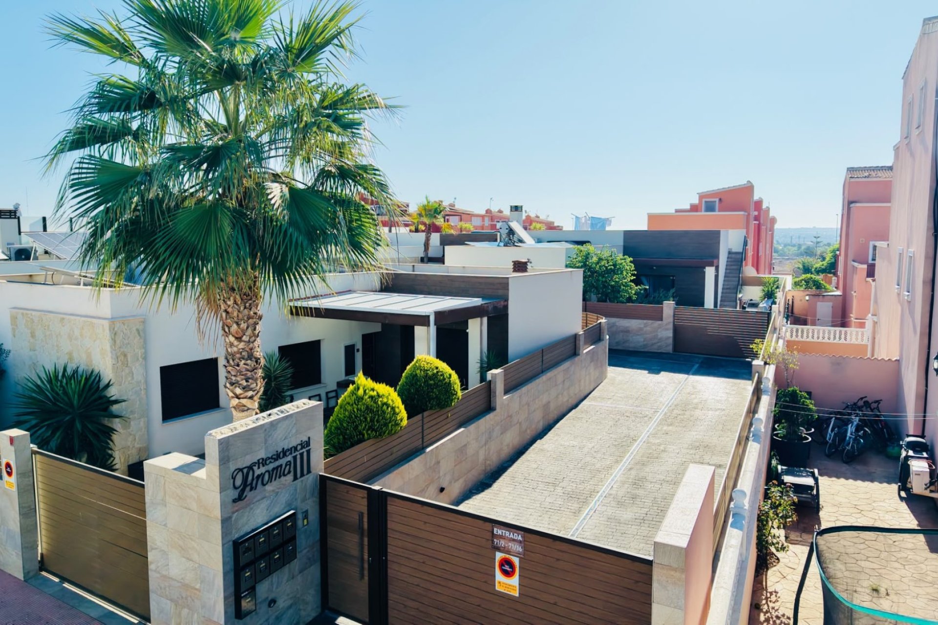 Reventa - Villa - Los Montesinos - La Herrada