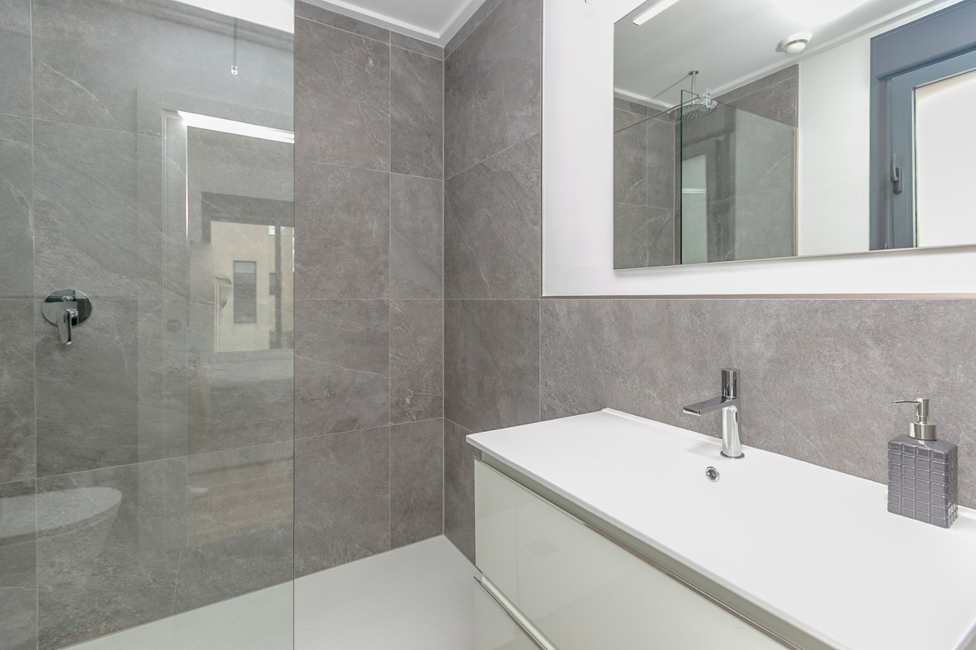 Reventa - Villa - Los Montesinos