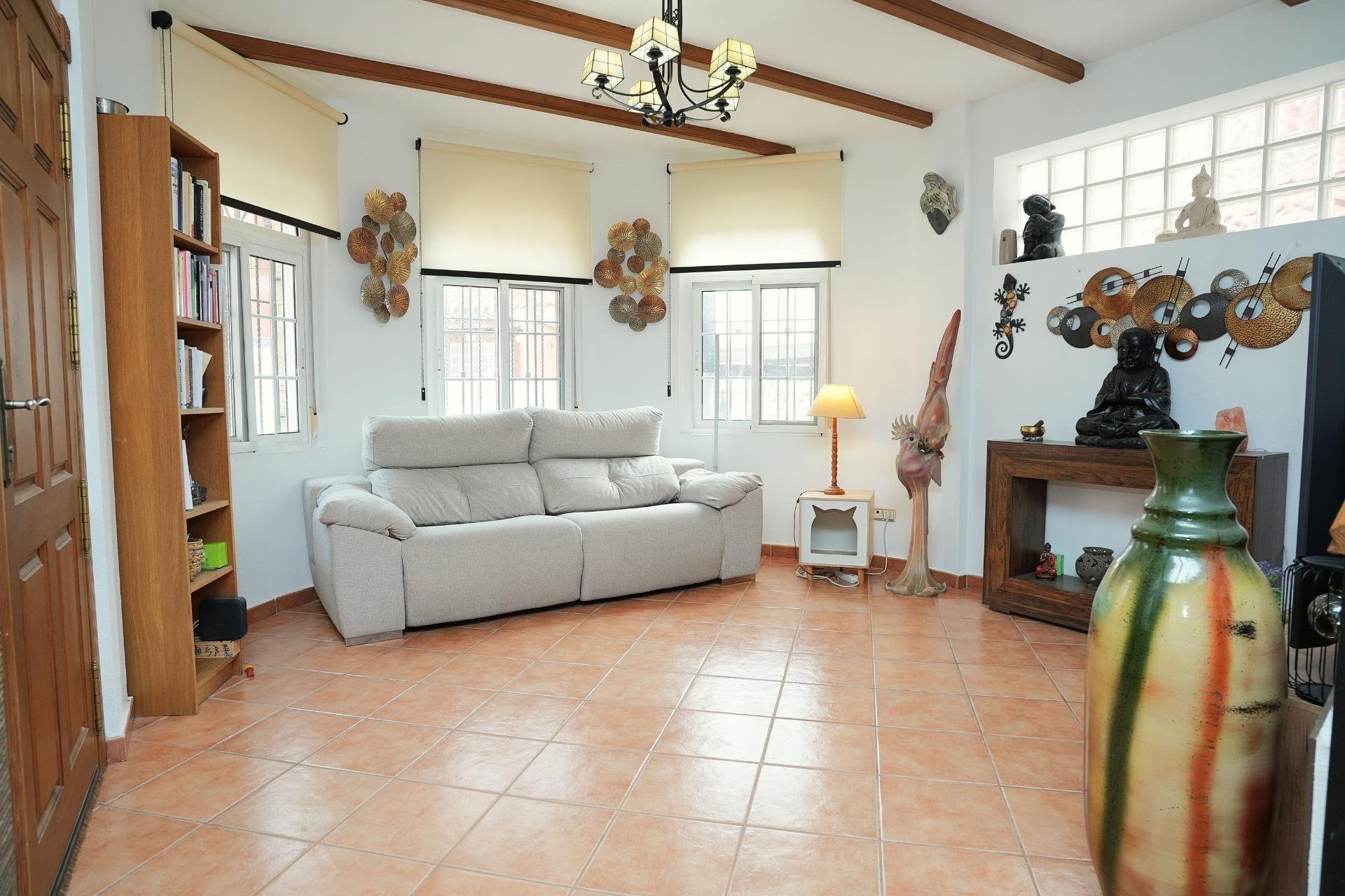 Reventa - Villa - Los Montesinos