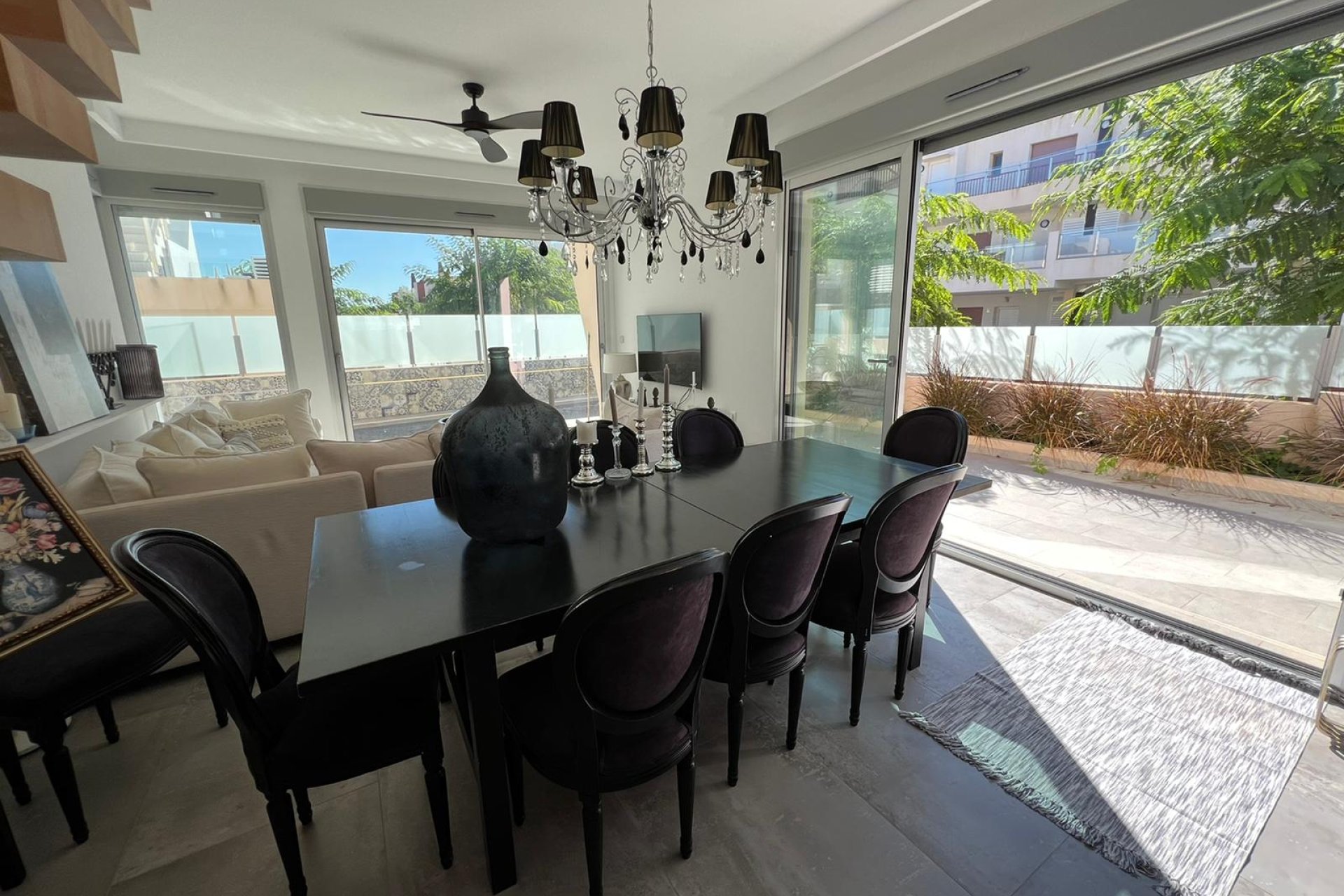 Reventa - Villa - Mil Palmeras