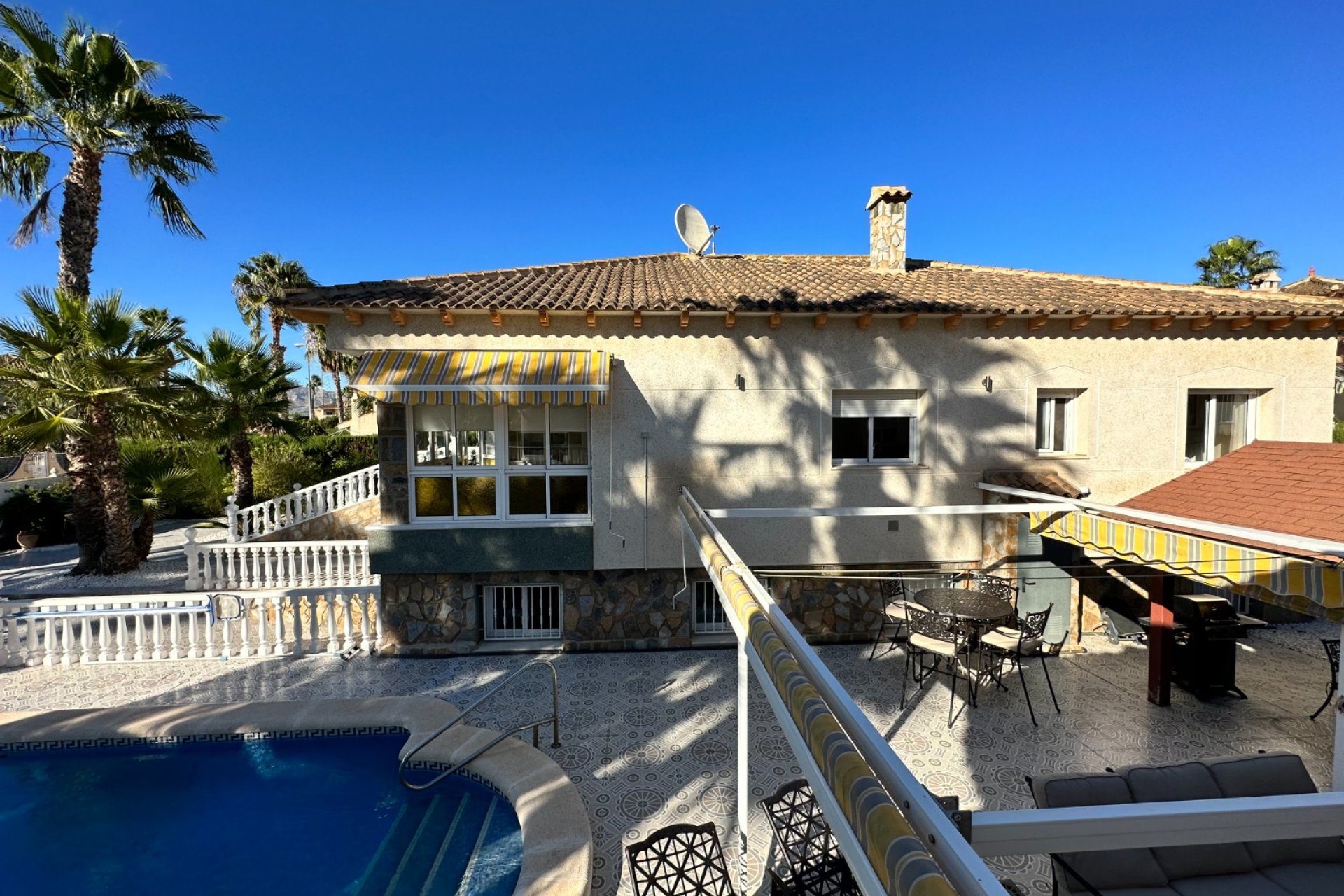 Reventa - Villa - Orihuela - Benferri