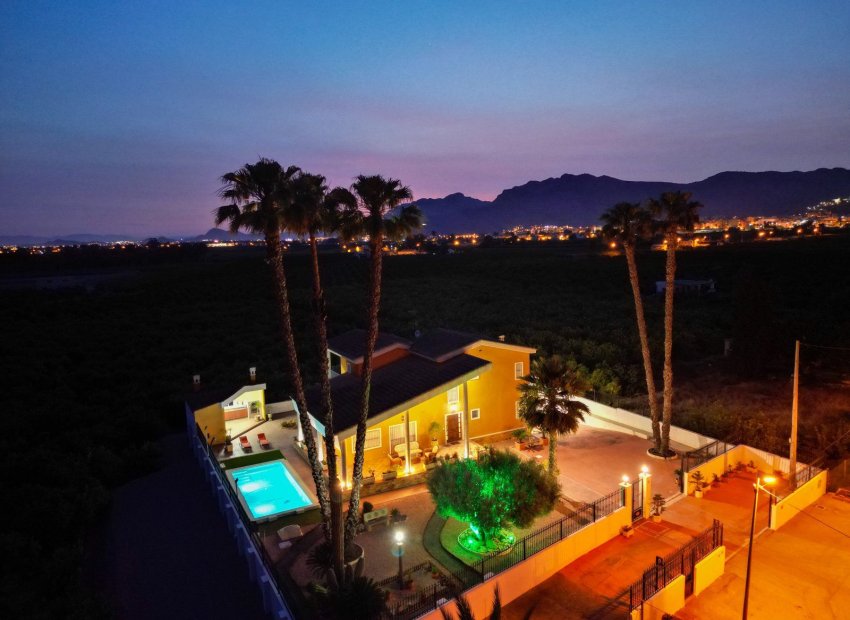 Reventa - Villa - Orihuela - Correntías Medias