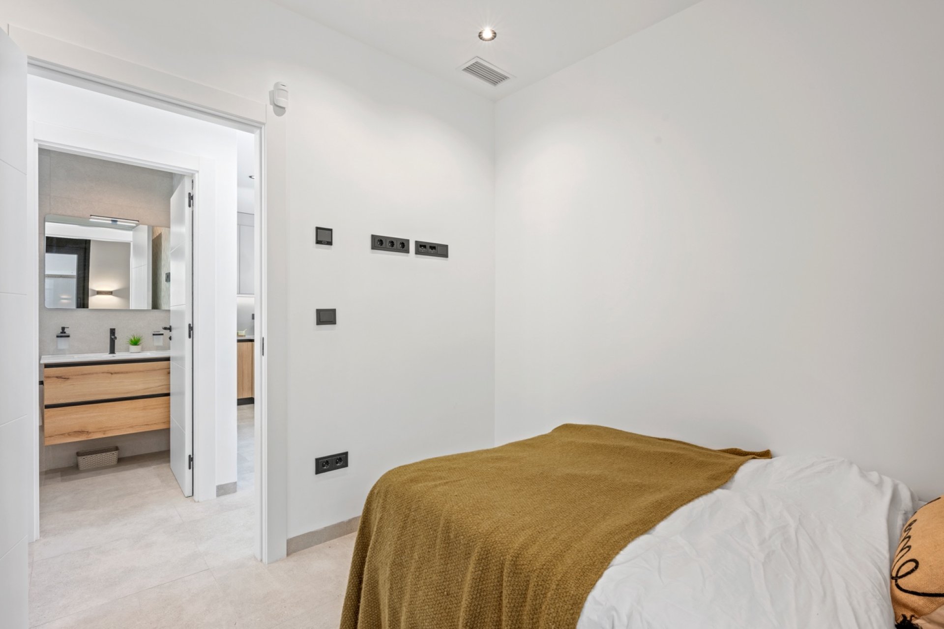 Reventa - Villa - Orihuela Costa - Blue lagoon