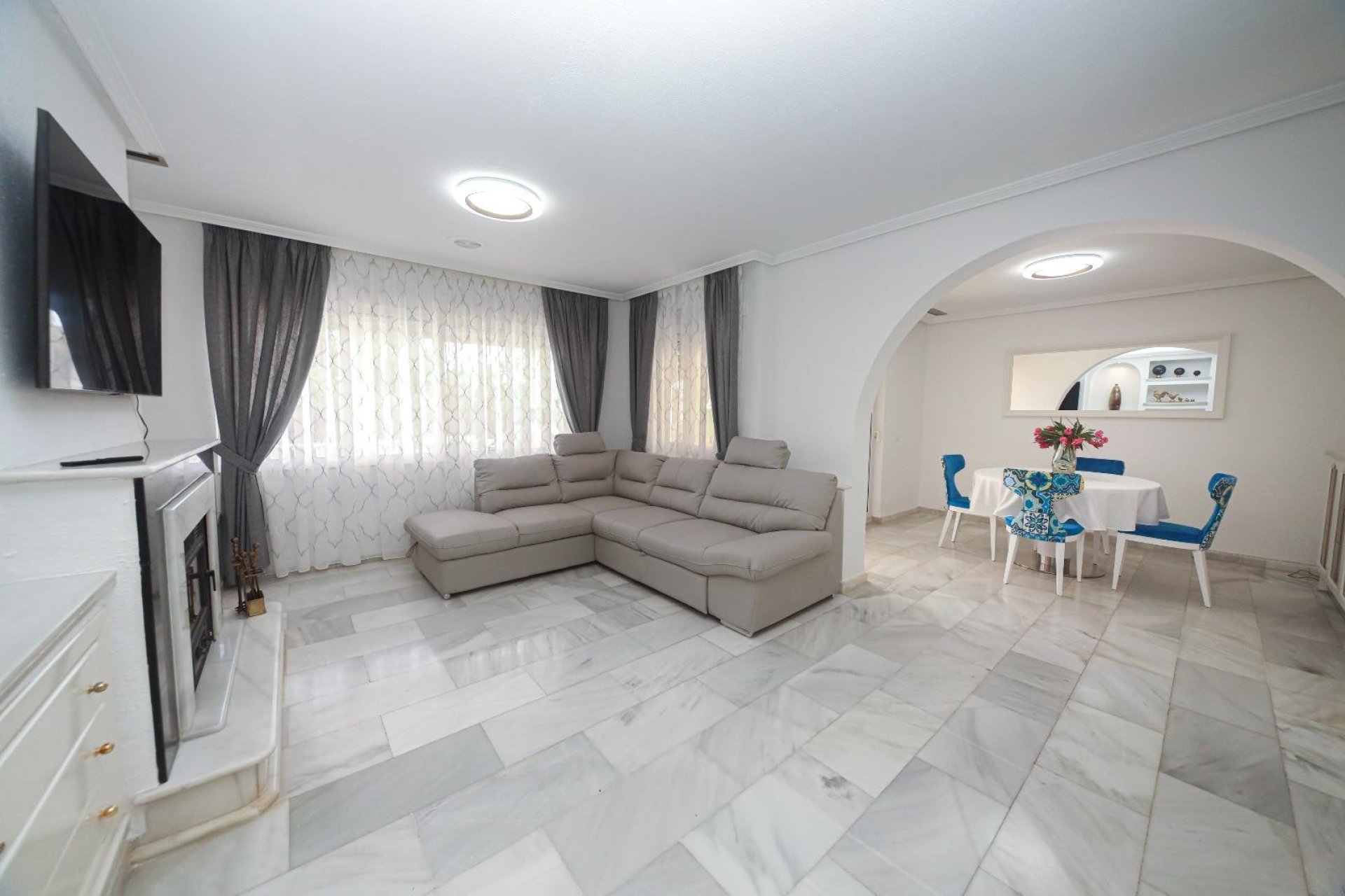 Reventa - Villa - Orihuela Costa* - Dehesa de Campoamor*