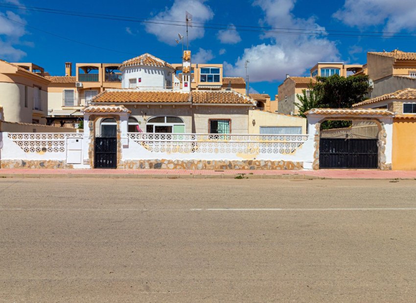 Reventa - Villa - Orihuela Costa - La Florida