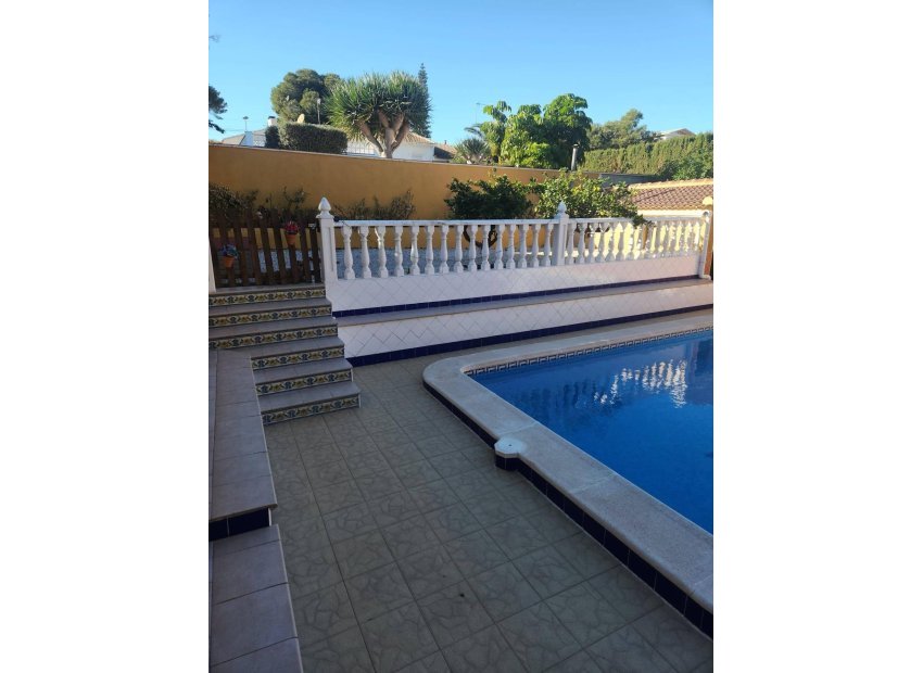 Reventa - Villa - Orihuela Costa - La Florida