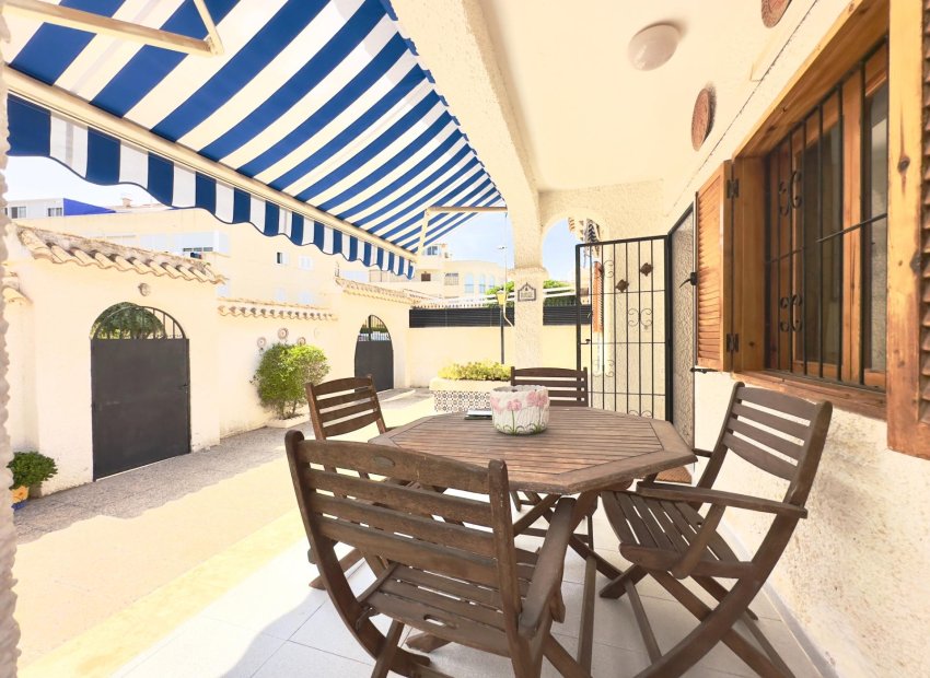 Reventa - Villa - Orihuela Costa - La Zenia