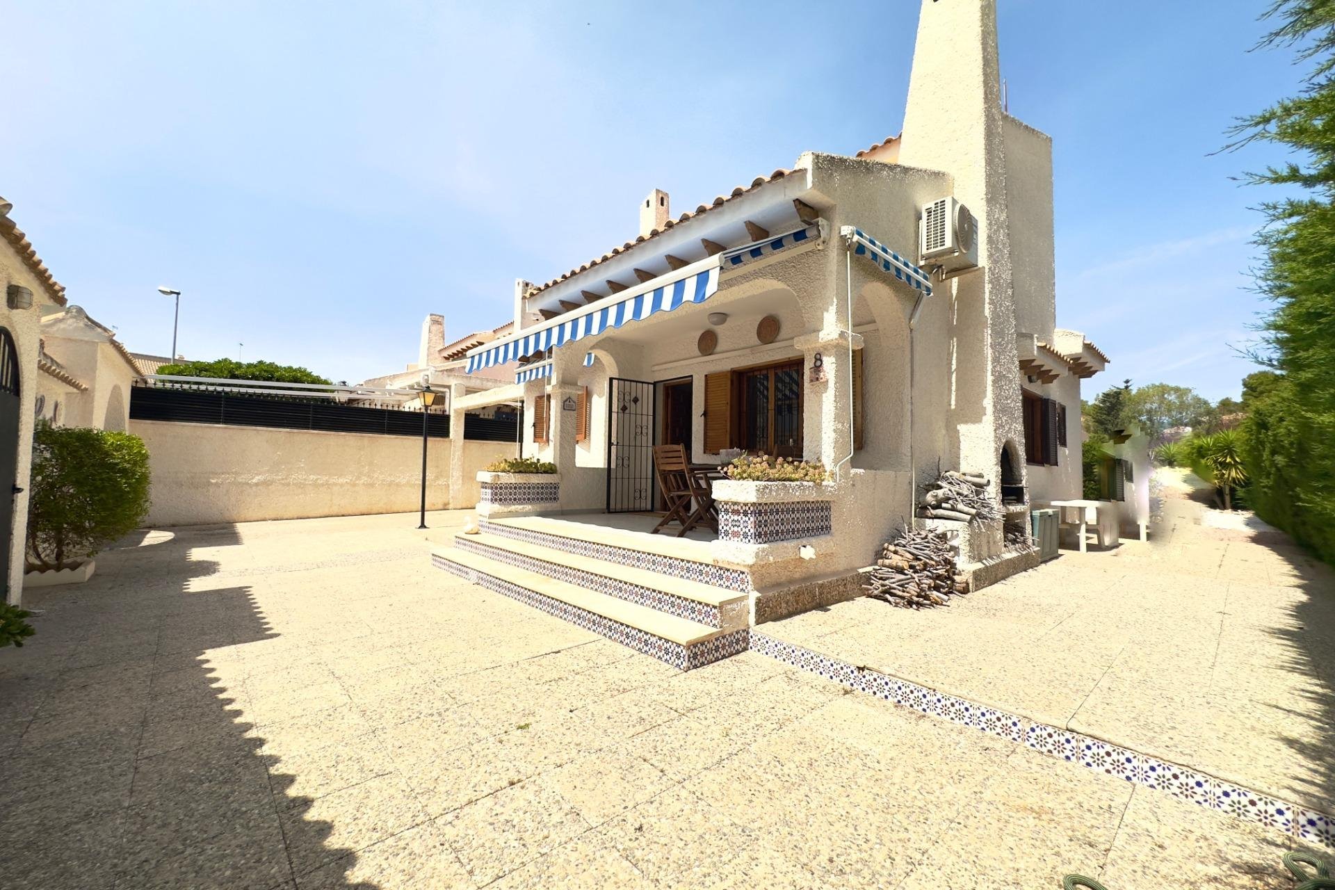 Reventa - Villa - Orihuela Costa - La Zenia