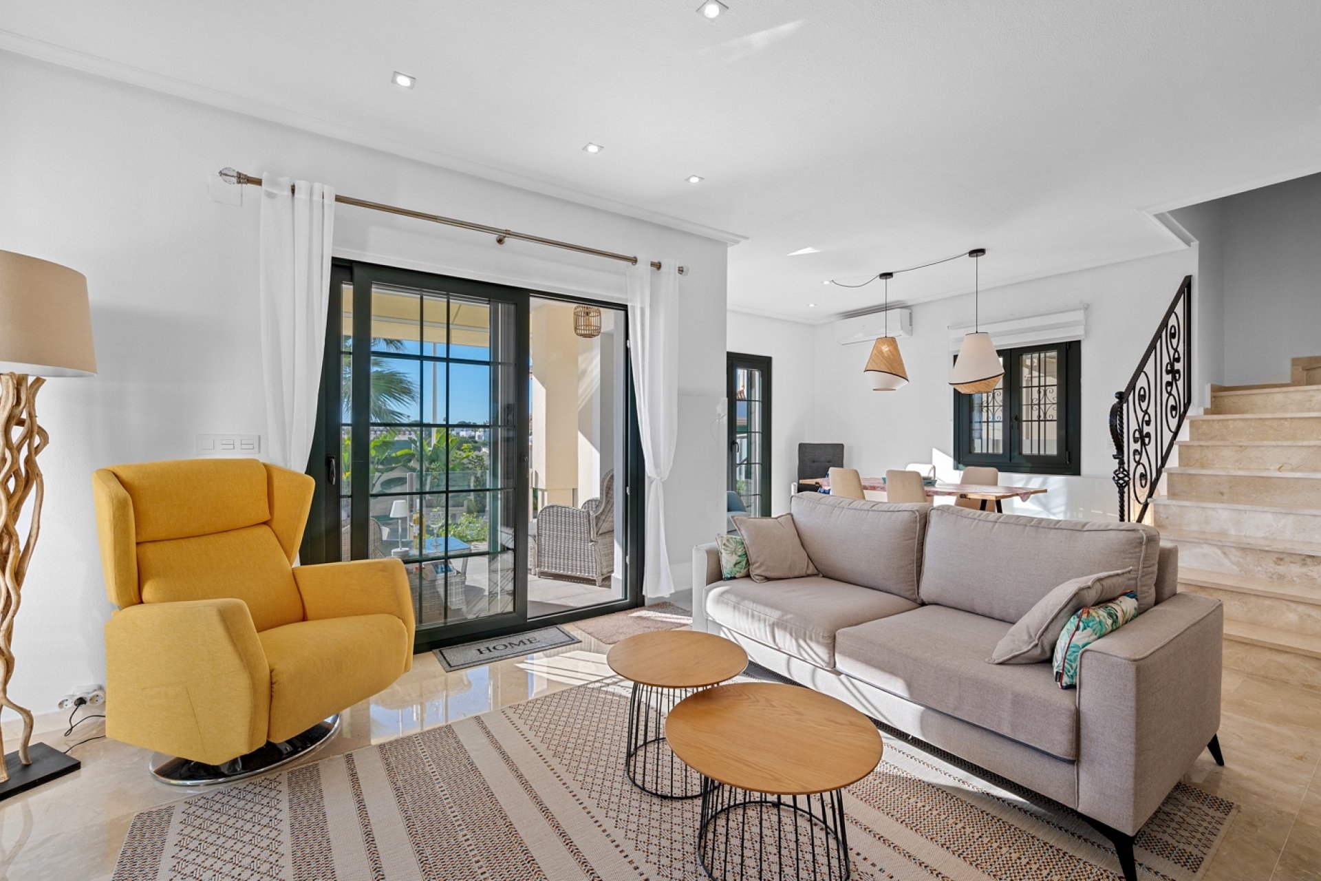 Reventa - Villa - Orihuela Costa - Los Dolses*