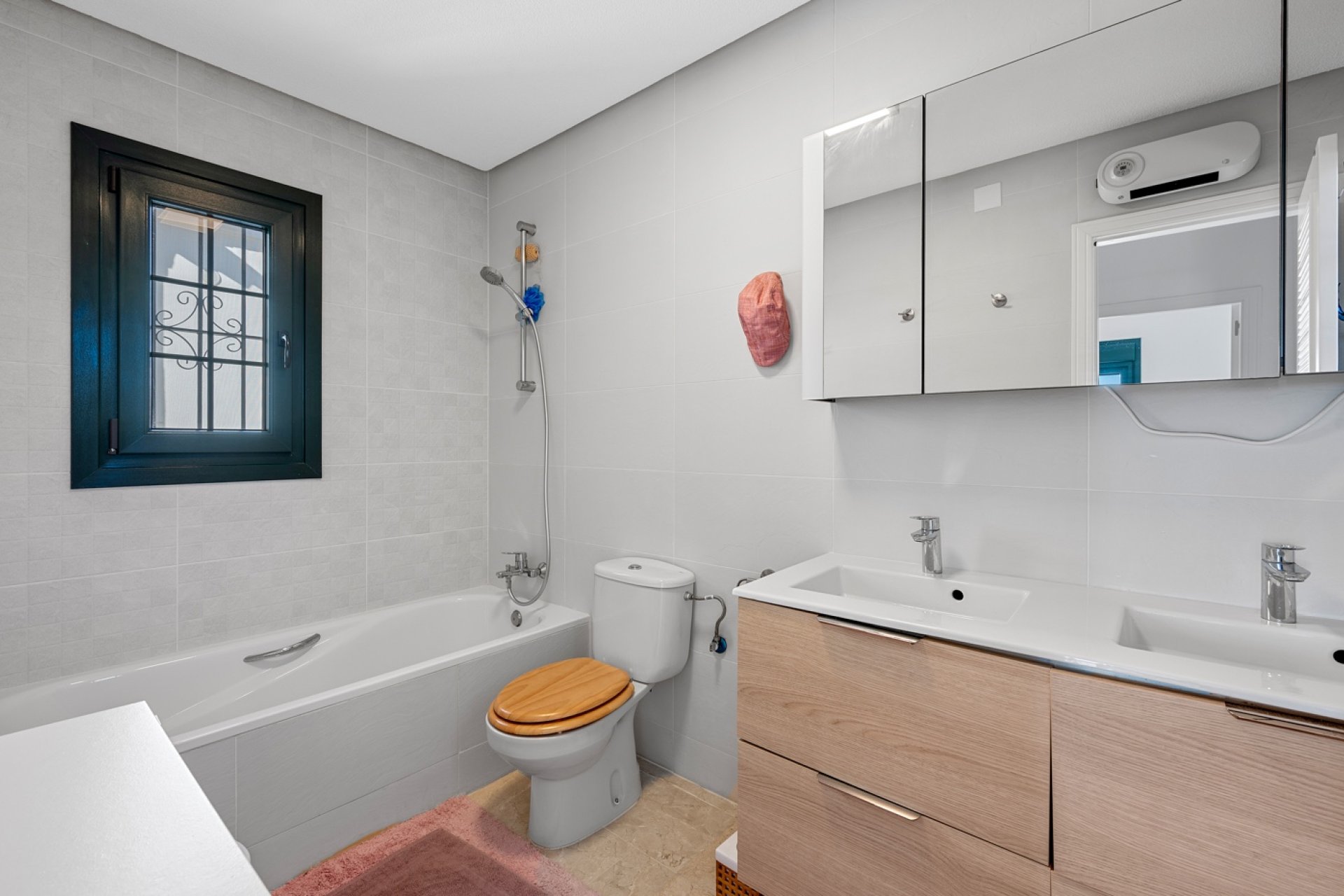 Reventa - Villa - Orihuela Costa - Los Dolses*