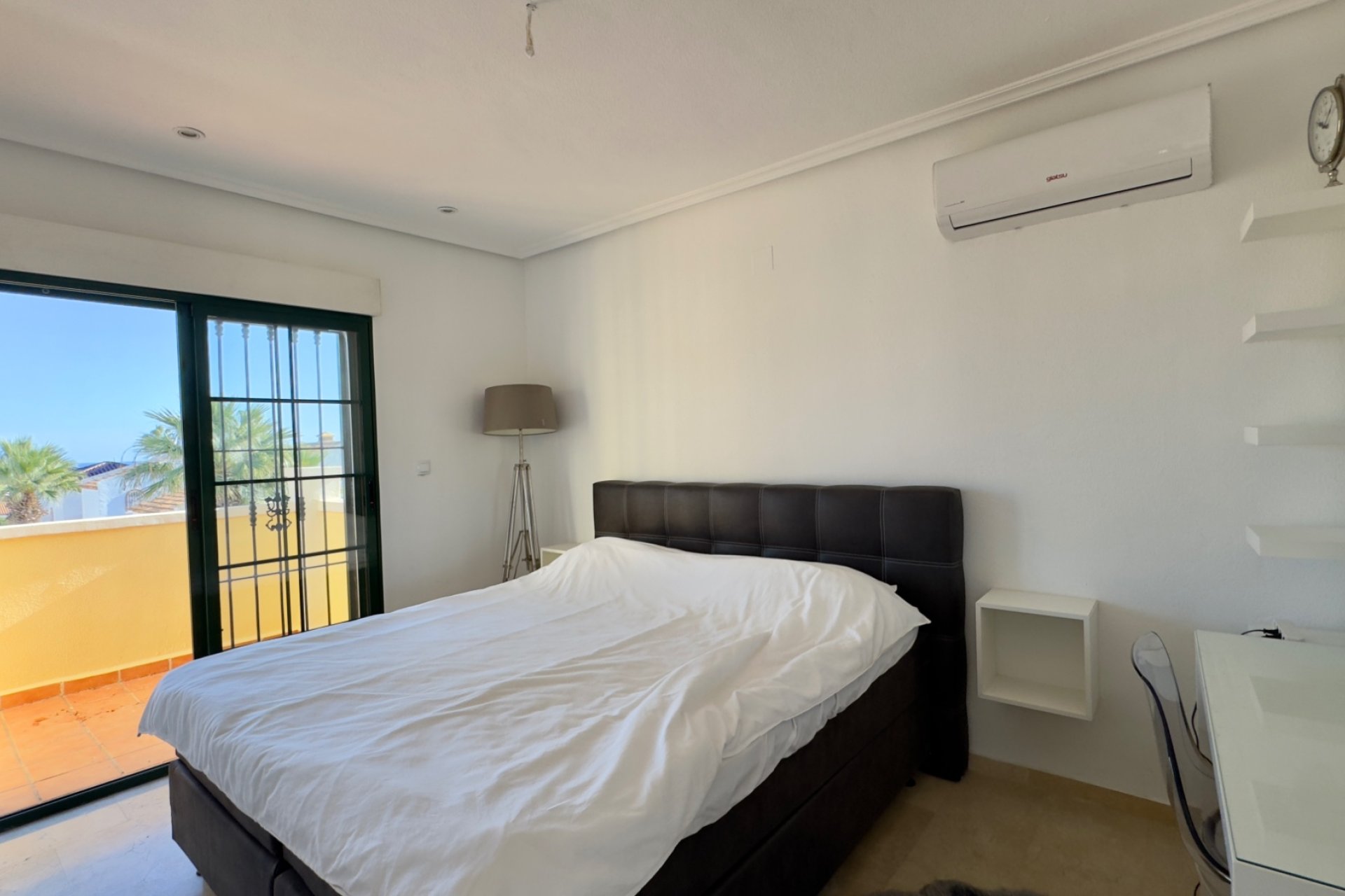 Reventa - Villa - Orihuela Costa - Los Dolses*