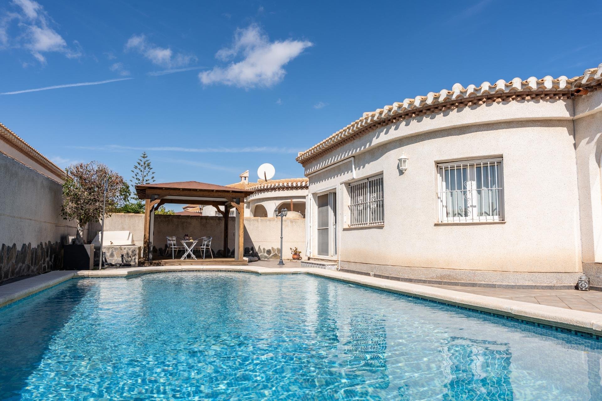 Reventa - Villa - Orihuela Costa - Playa Flamenca