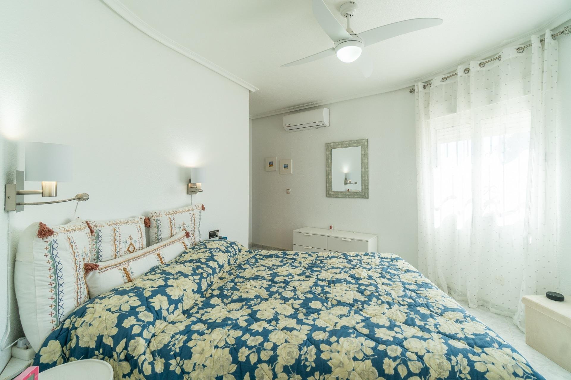 Reventa - Villa - Orihuela Costa - Playa Flamenca
