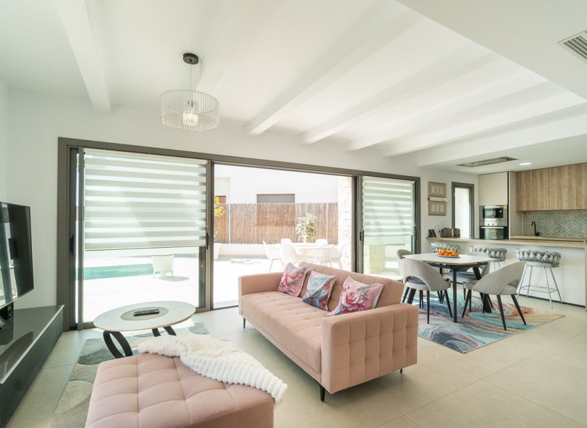 Reventa - Villa - Orihuela Costa - Villamartin Golf