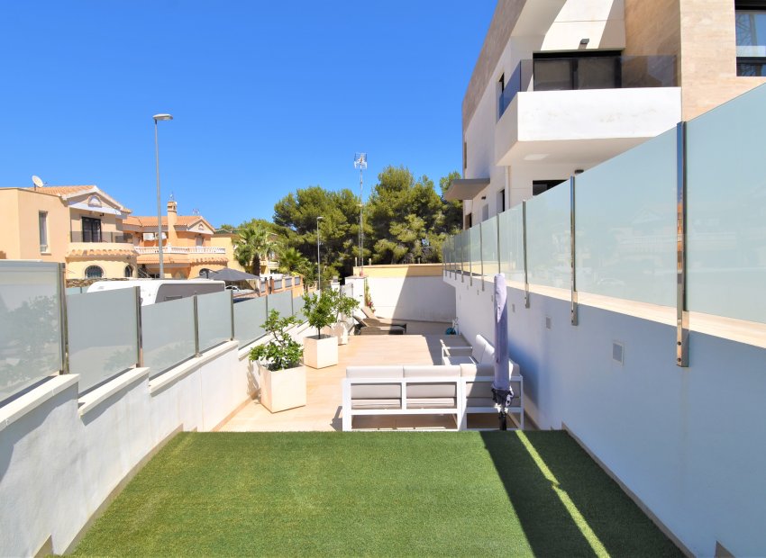 Reventa - Villa - Orihuela Costa - Villamartín