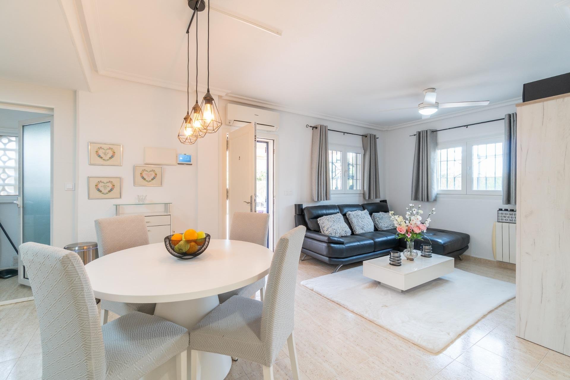 Reventa - Villa - Orihuela Costa - Zeniamar-Horizonte-La Campana