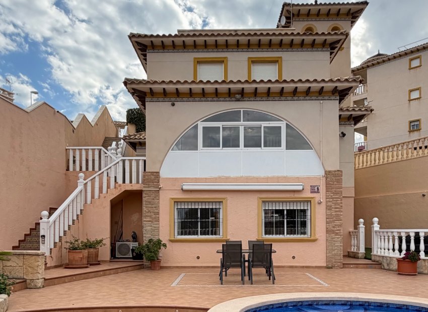 Reventa - Villa - Orihuela Costa