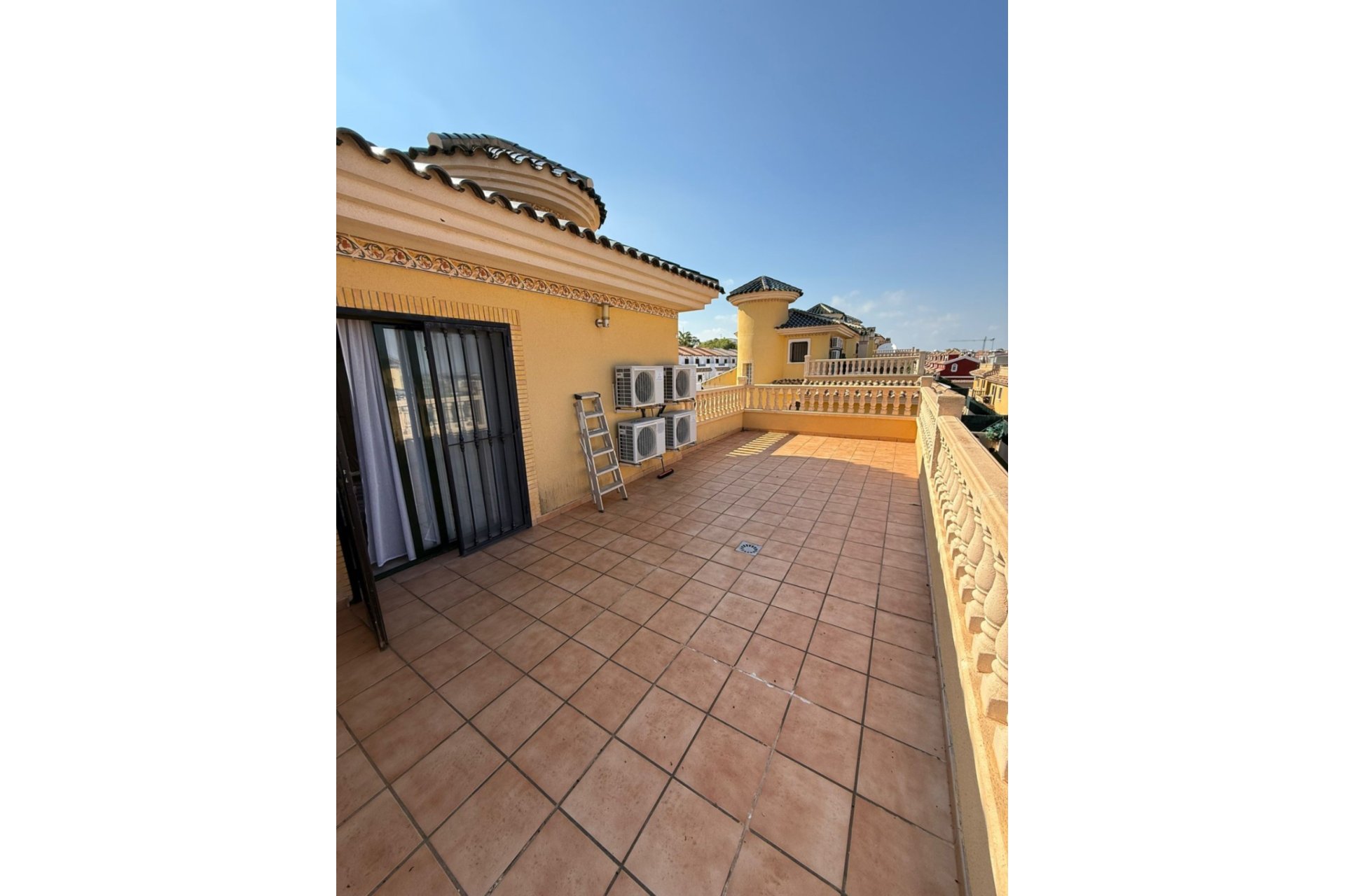 Reventa - Villa - Orihuela - Villamartín