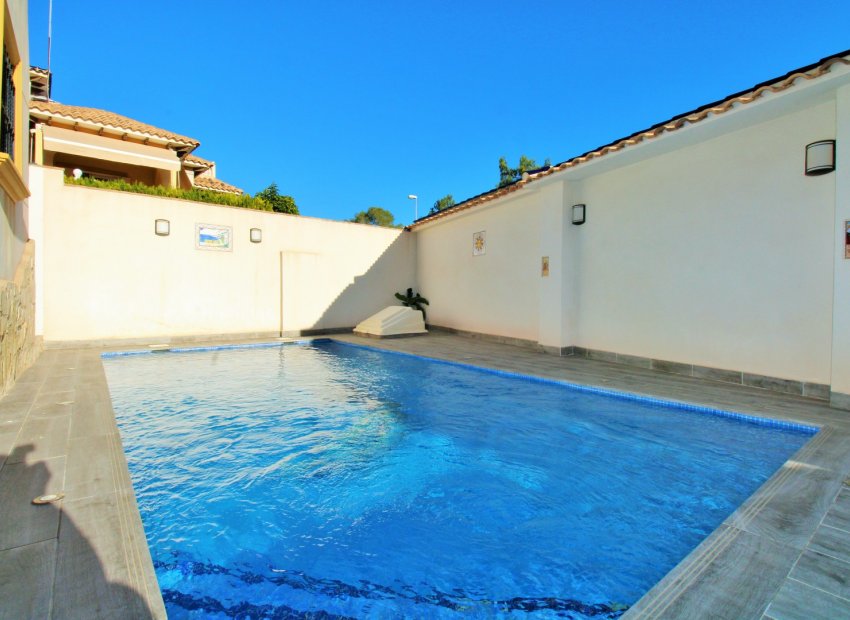 Reventa - Villa - Playa Flamenca