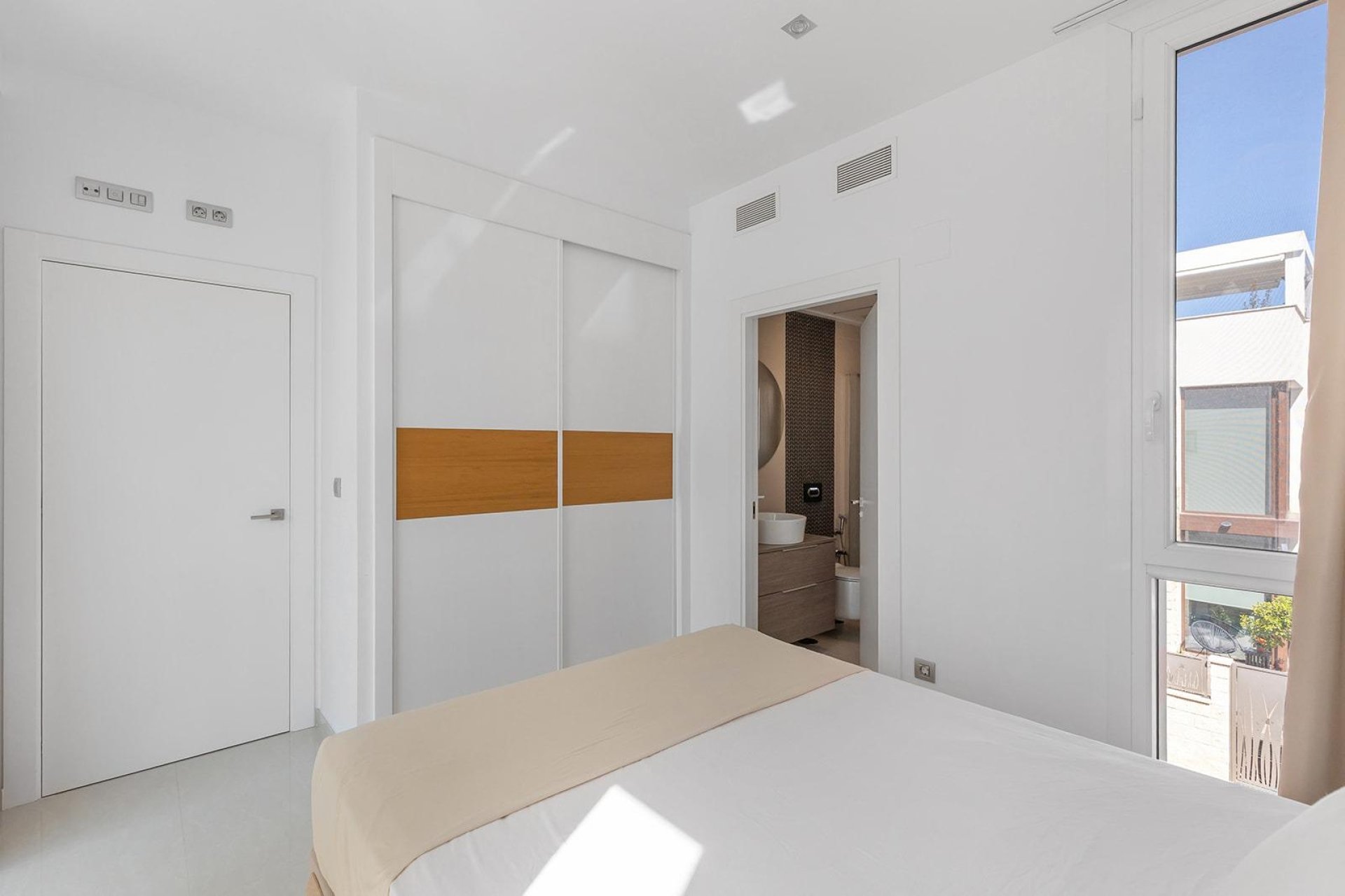 Reventa - Villa - Rojales - Pueblo bravo