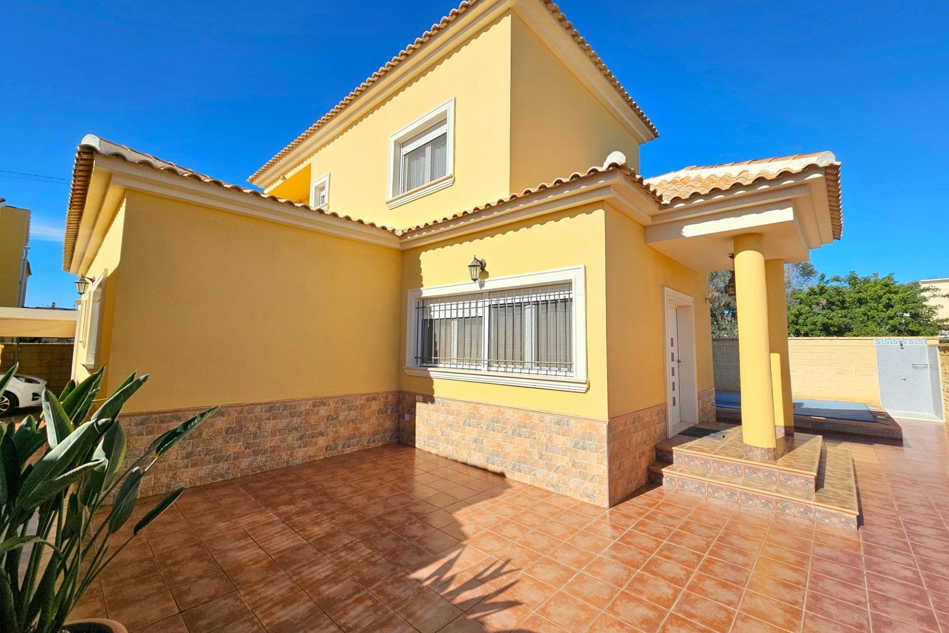 Reventa - Villa - San Fulgencio