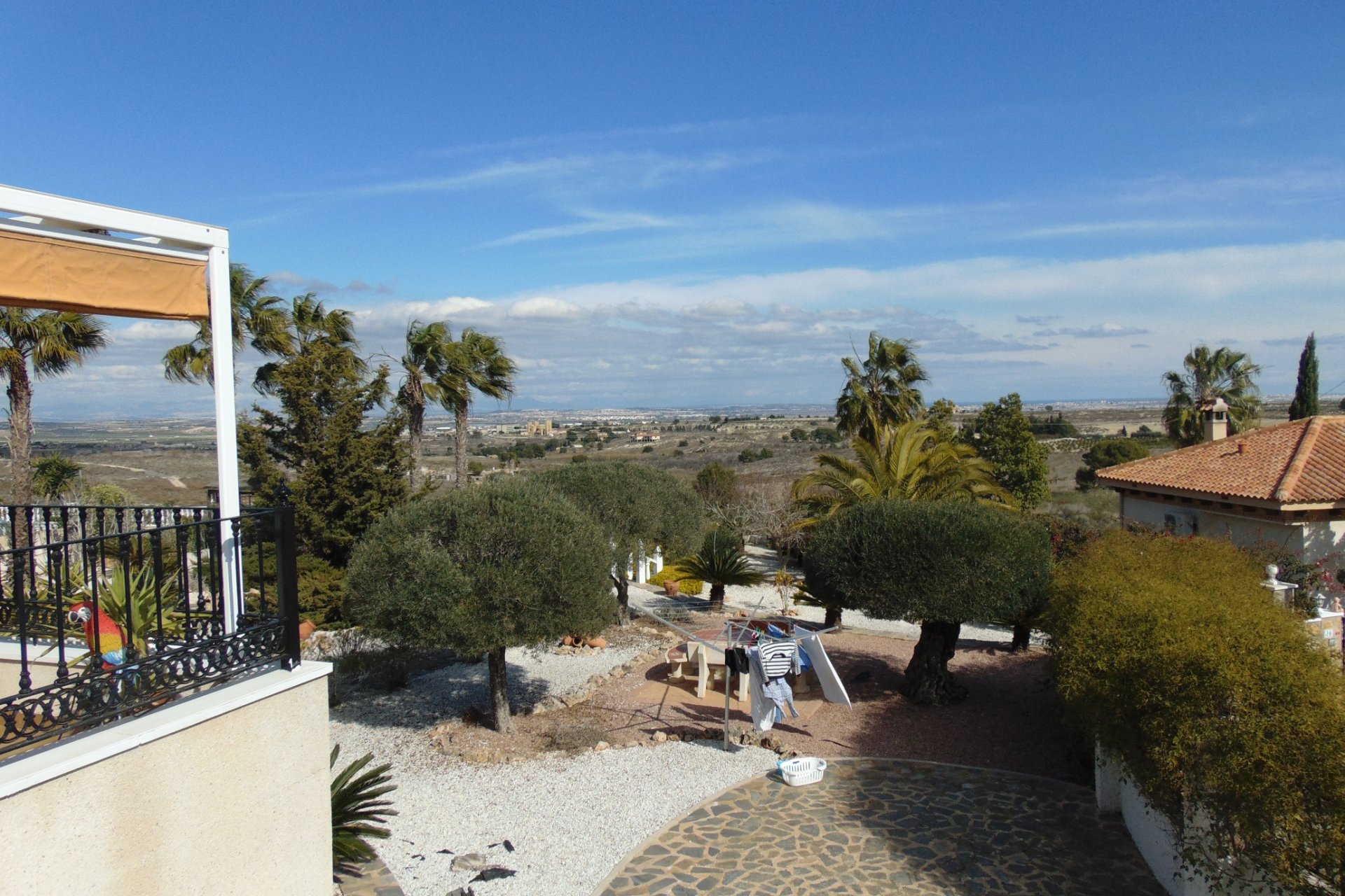 Reventa - Villa - San Miguel de Salinas - Los Communicaciones