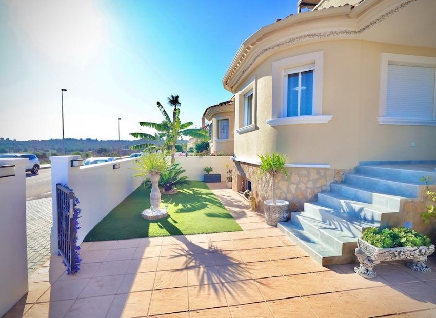 Reventa - Villa - San Miguel de Salinas