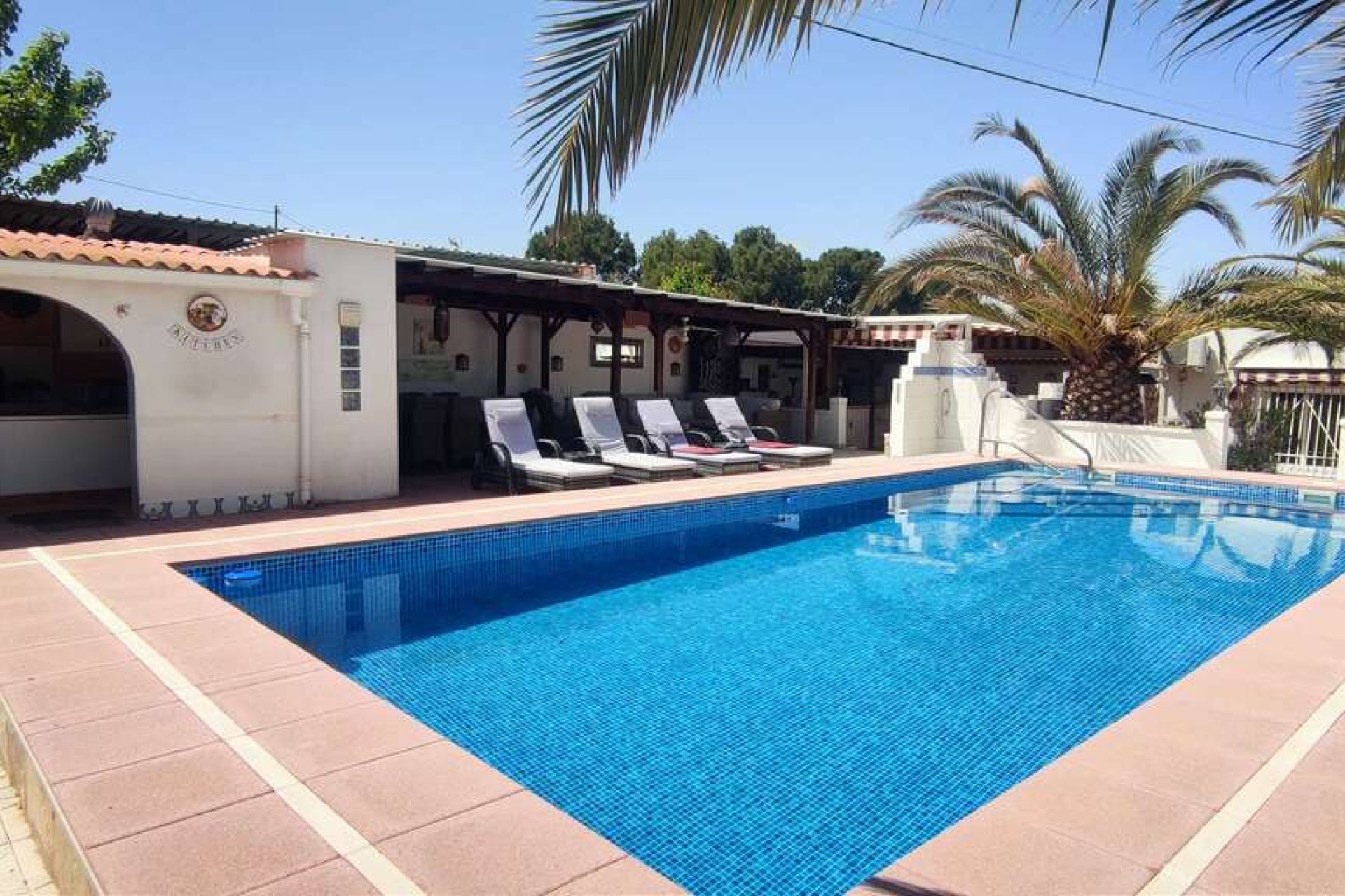 Reventa - Villa - Sax