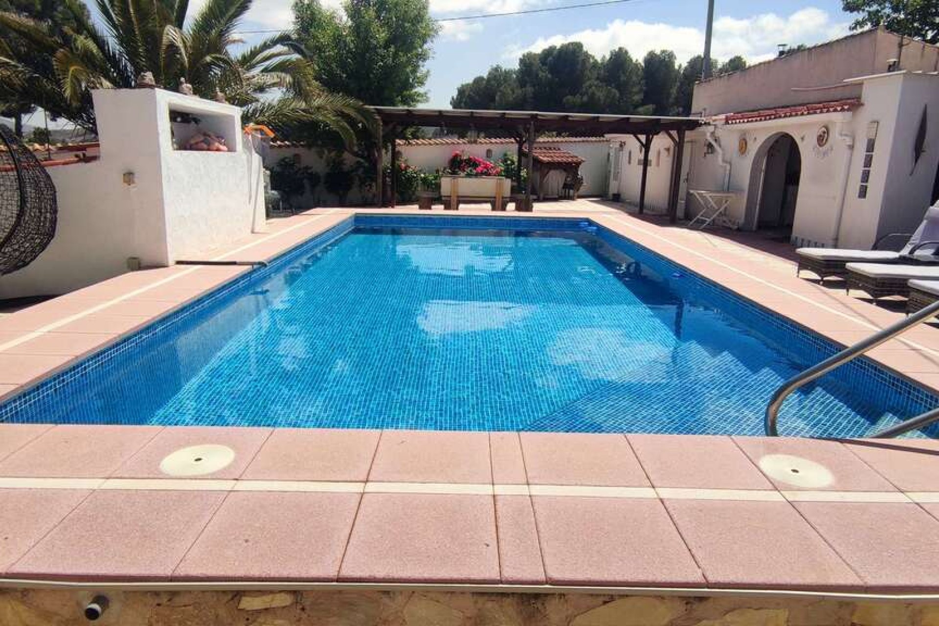 Reventa - Villa - Sax